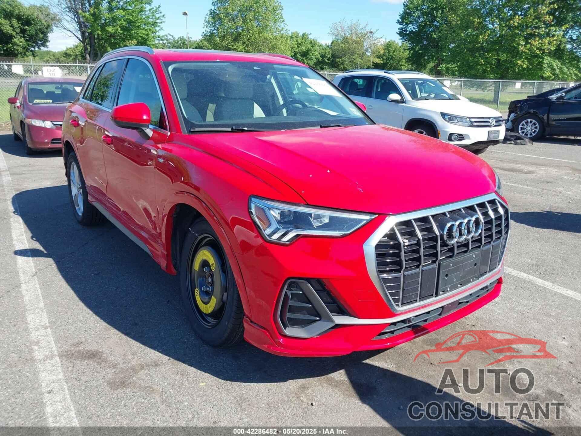 AUDI Q3 2022 - WA1EECF36N1143301