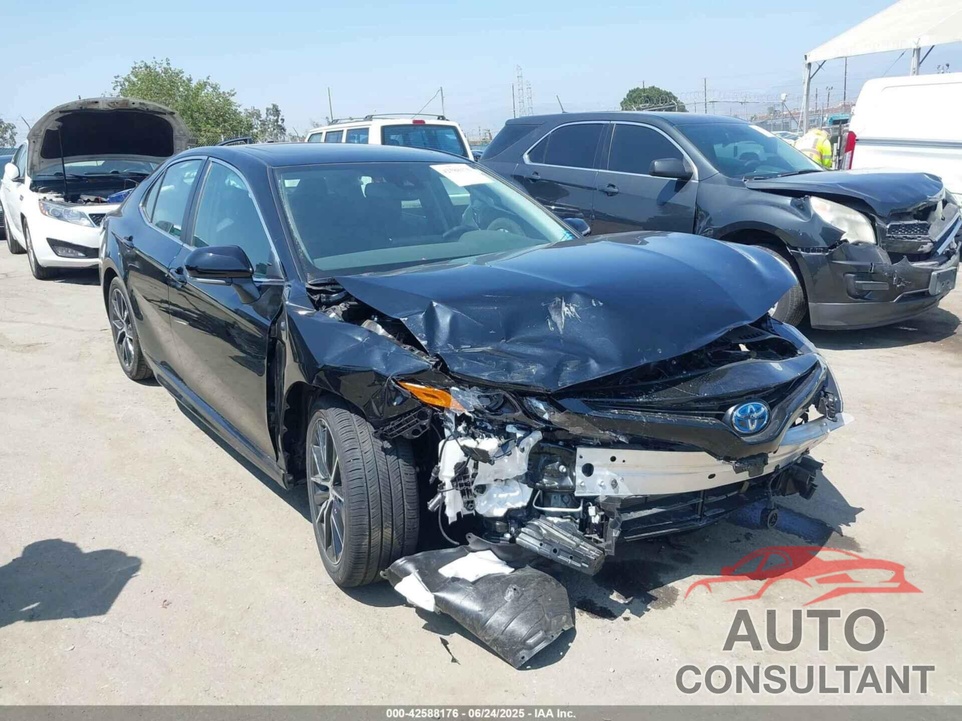 TOYOTA CAMRY HYBRID 2024 - 4T1S31AK0RU626316