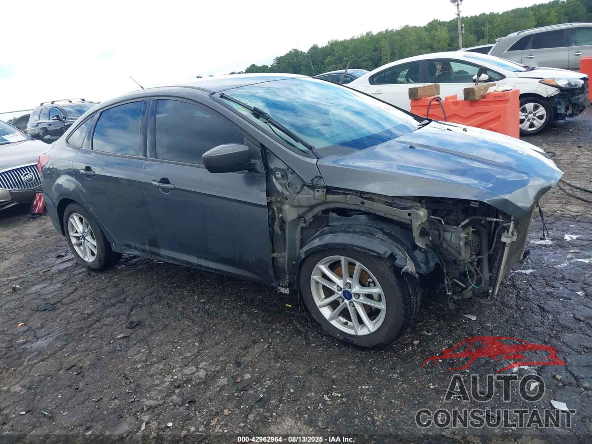 FORD FOCUS 2018 - 1FADP3F27JL318890