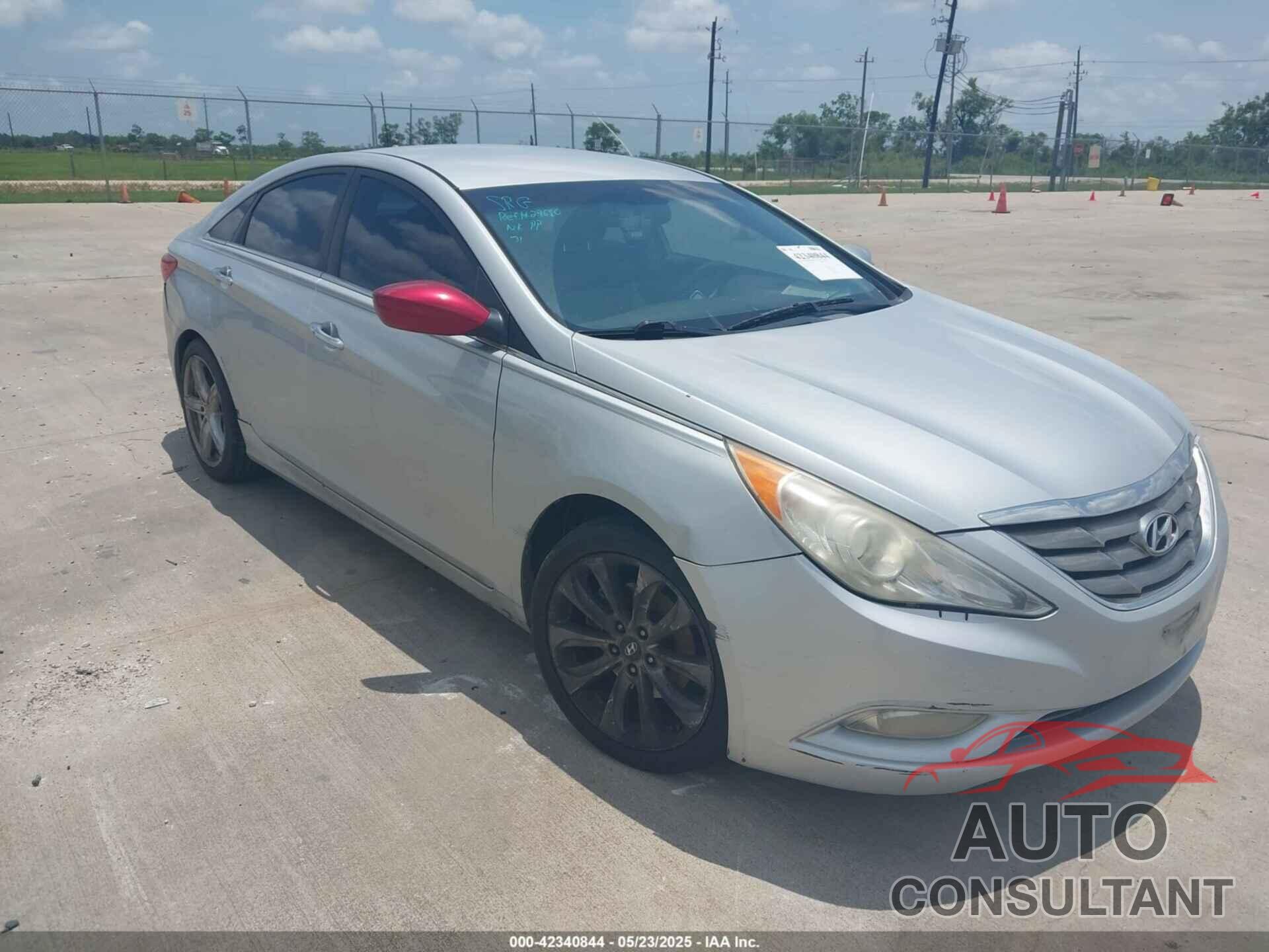 HYUNDAI SONATA 2011 - 5NPEC4AB3BH261231