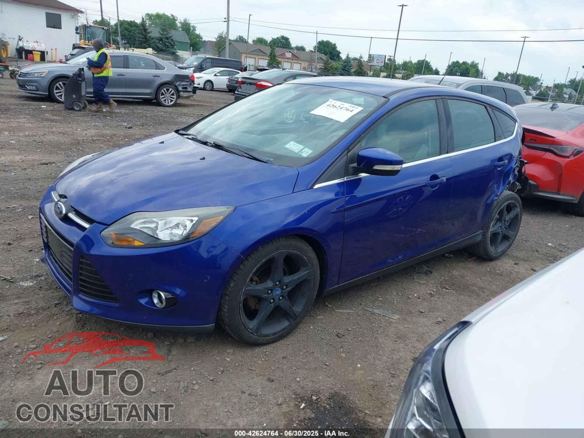 FORD FOCUS 2012 - 1FAHP3N24CL283473