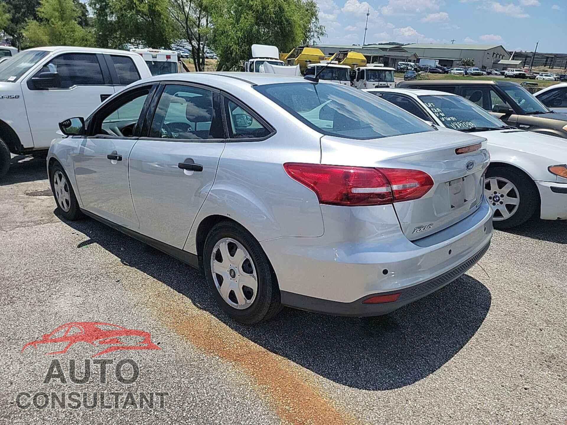 FORD FOCUS 2016 - 1FADP3E22GL366193