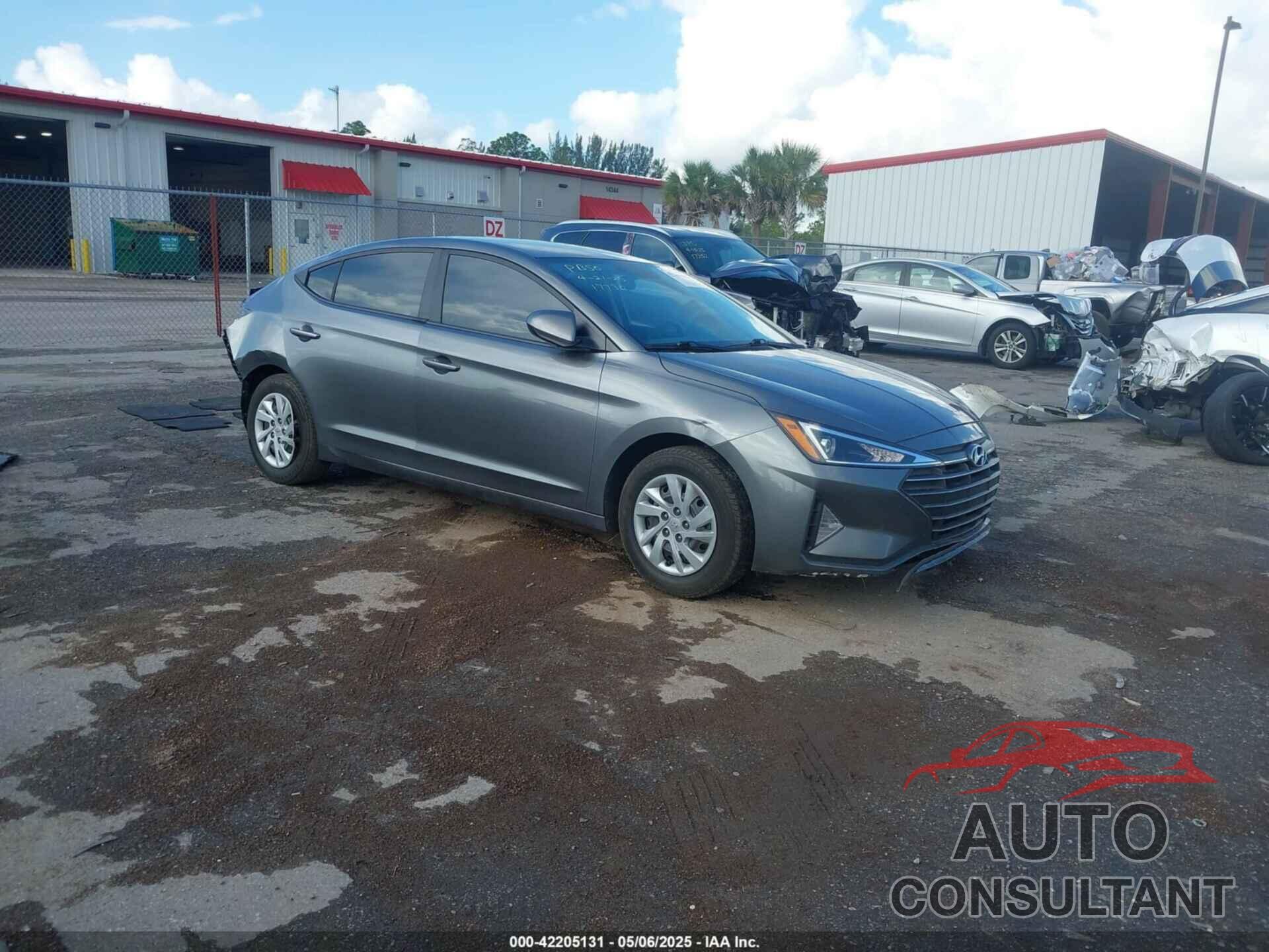 HYUNDAI ELANTRA 2019 - 5NPD74LF4KH488752