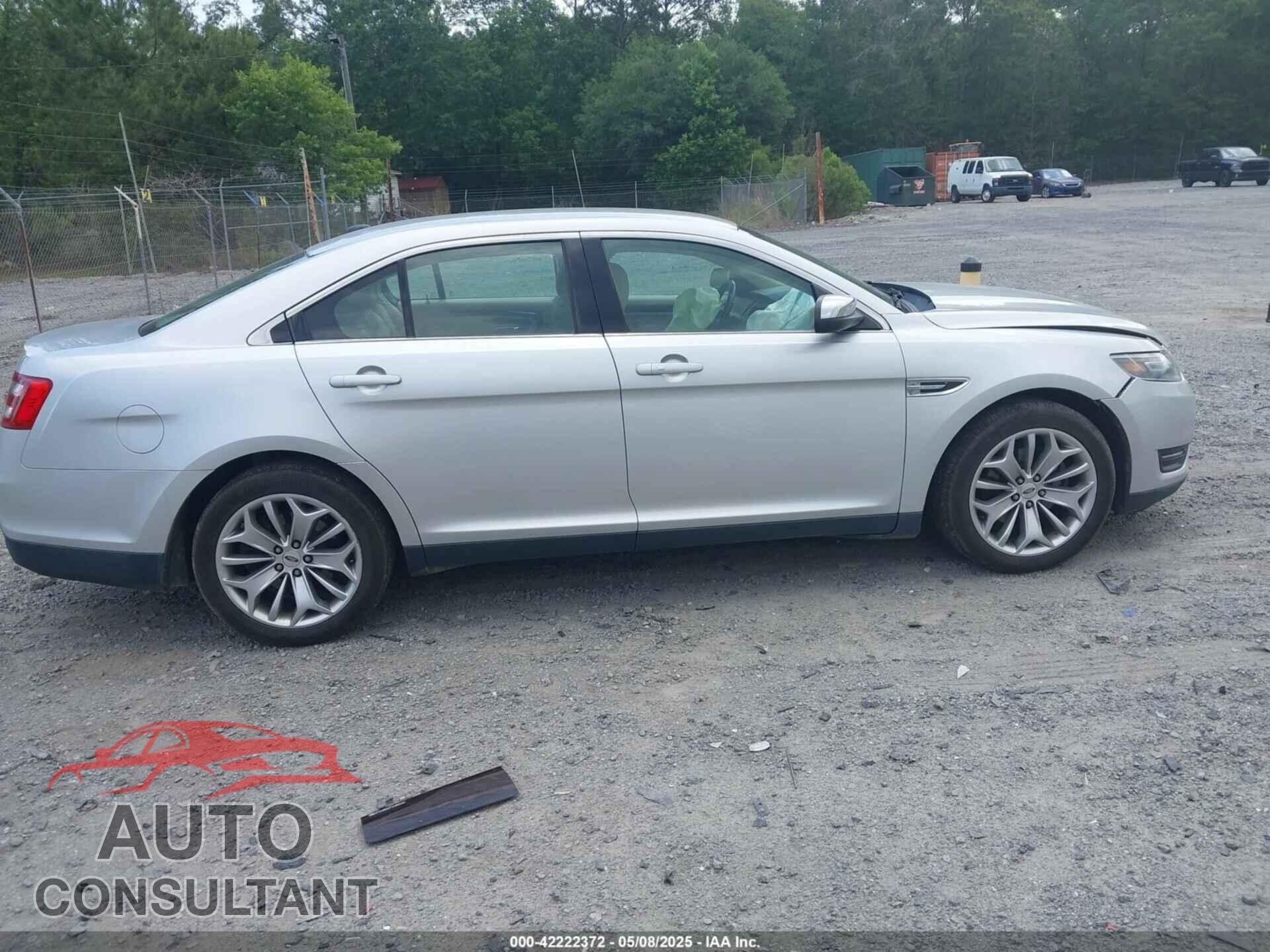 FORD TAURUS 2015 - 1FAHP2F89FG182598