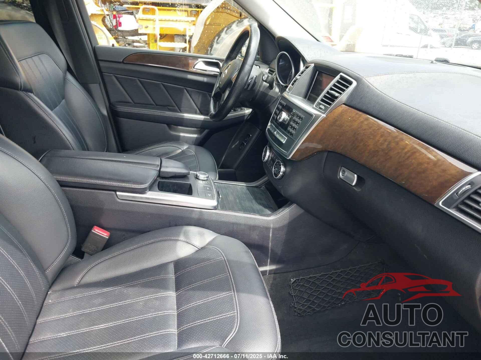 MERCEDES-BENZ GL 450 2015 - 4JGDF6EE7FA564654