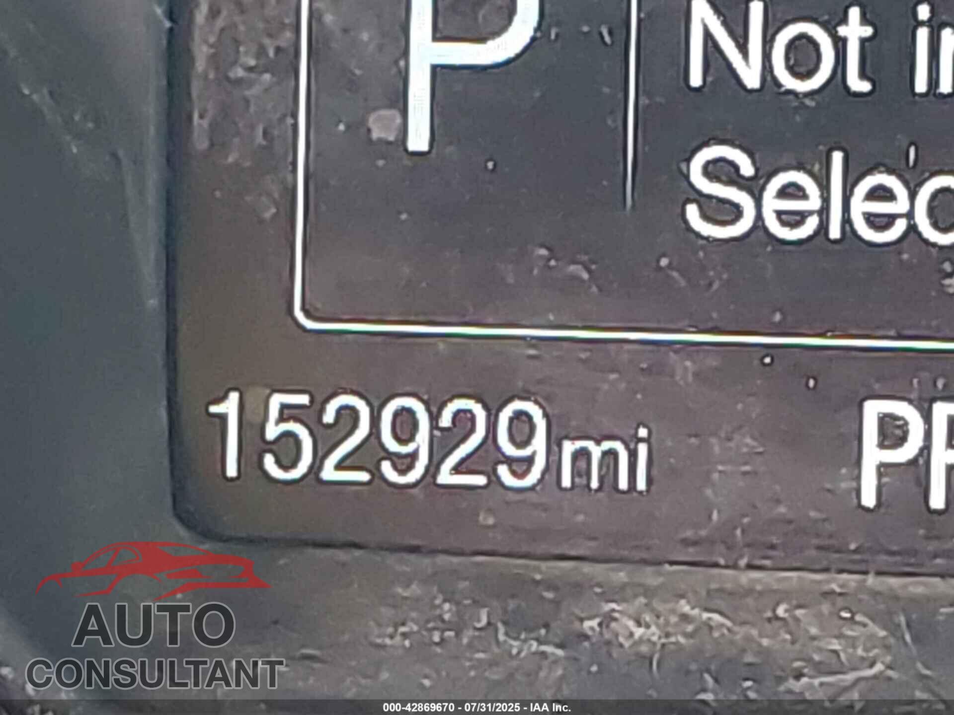 FORD FOCUS 2017 - 1FADP3E20HL302784