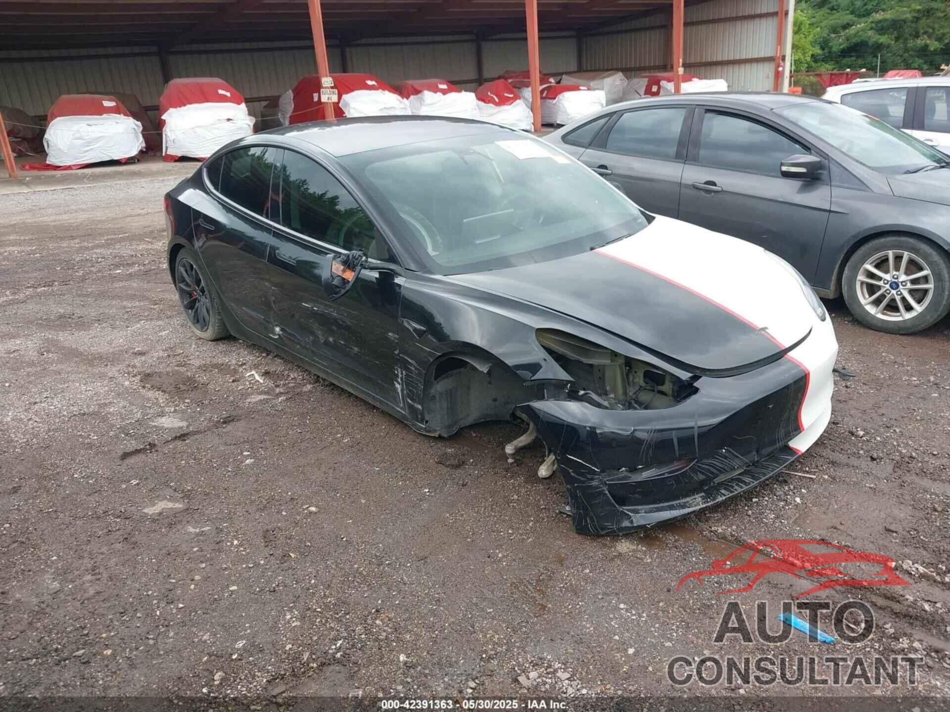 TESLA MODEL 3 2018 - 5YJ3E1EB3JF144367