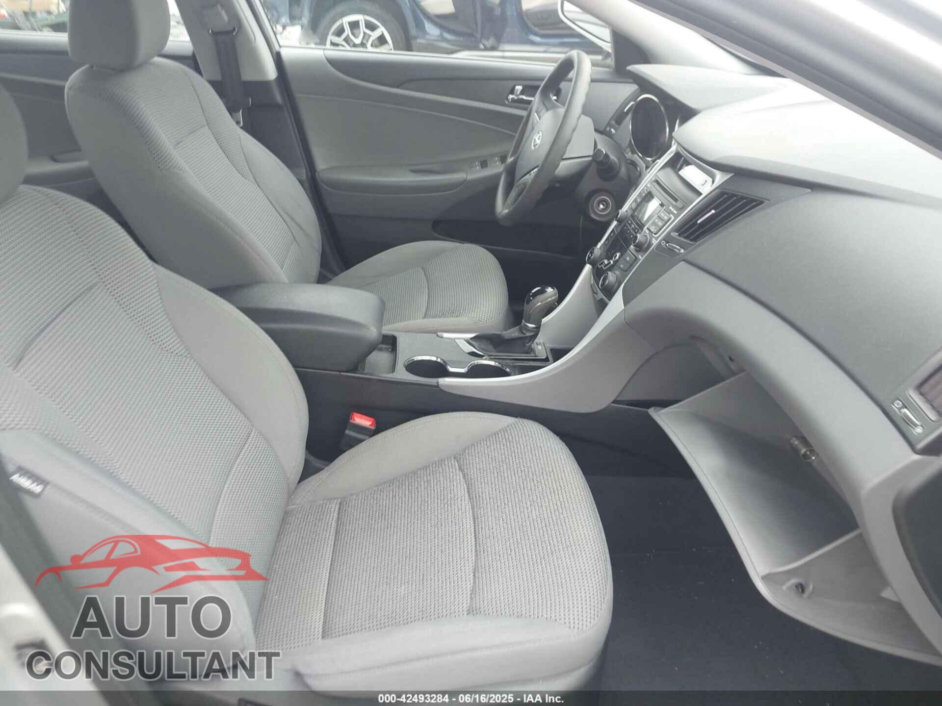 HYUNDAI SONATA 2011 - 5NPEB4AC4BH257183