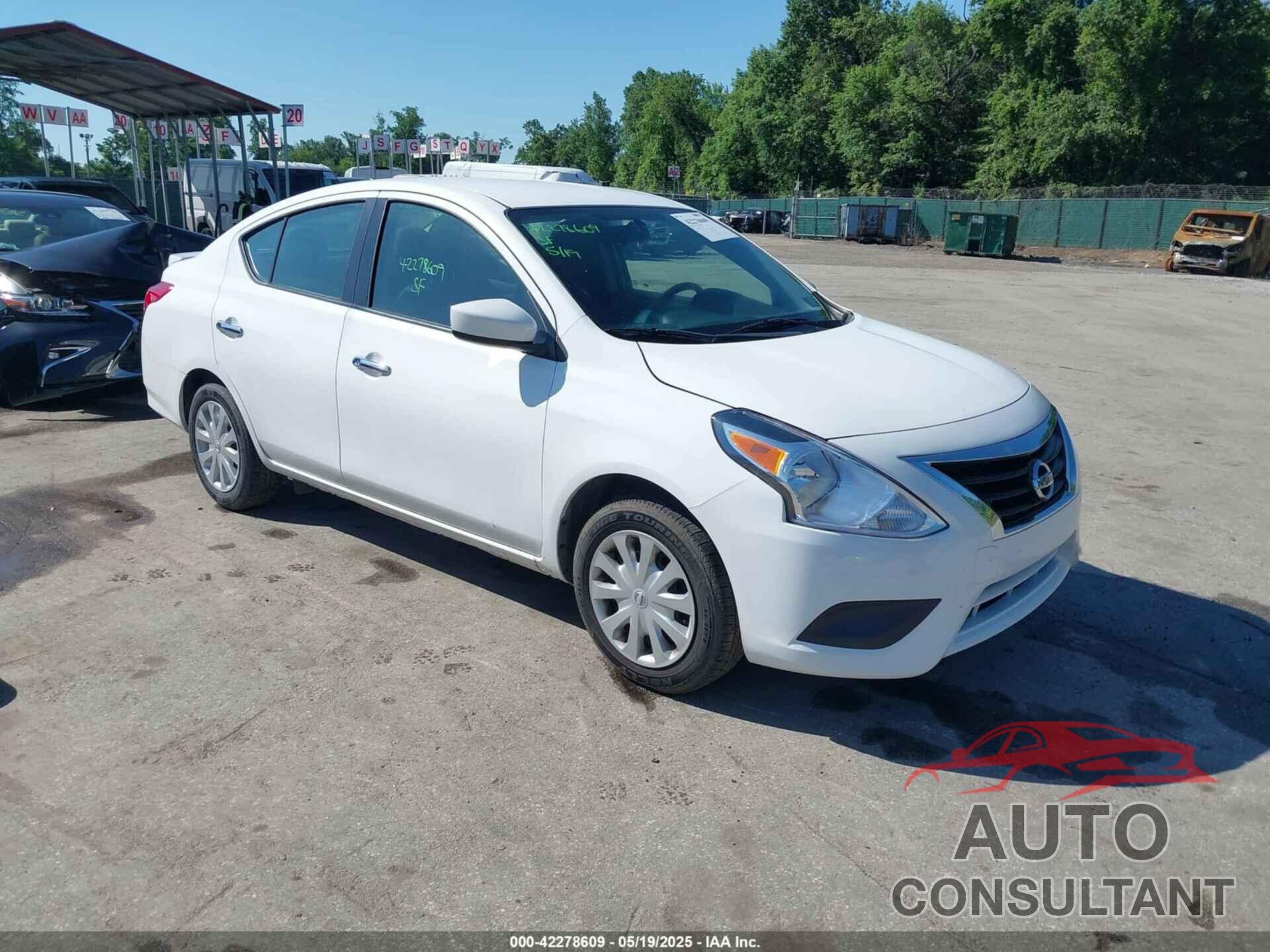 NISSAN VERSA 2018 - 3N1CN7APXJL878626