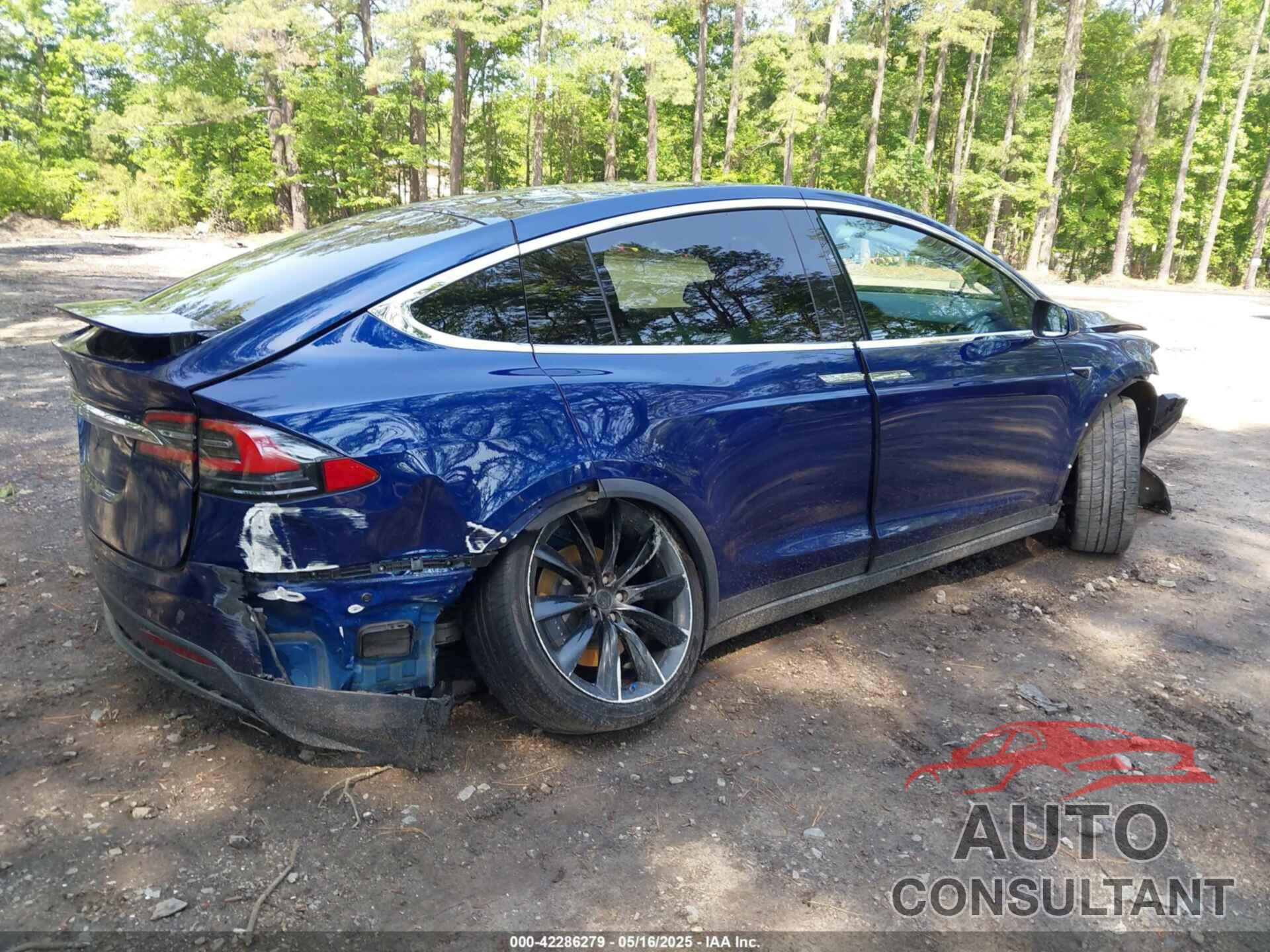 TESLA MODEL X 2018 - 5YJXCDE24JF121558