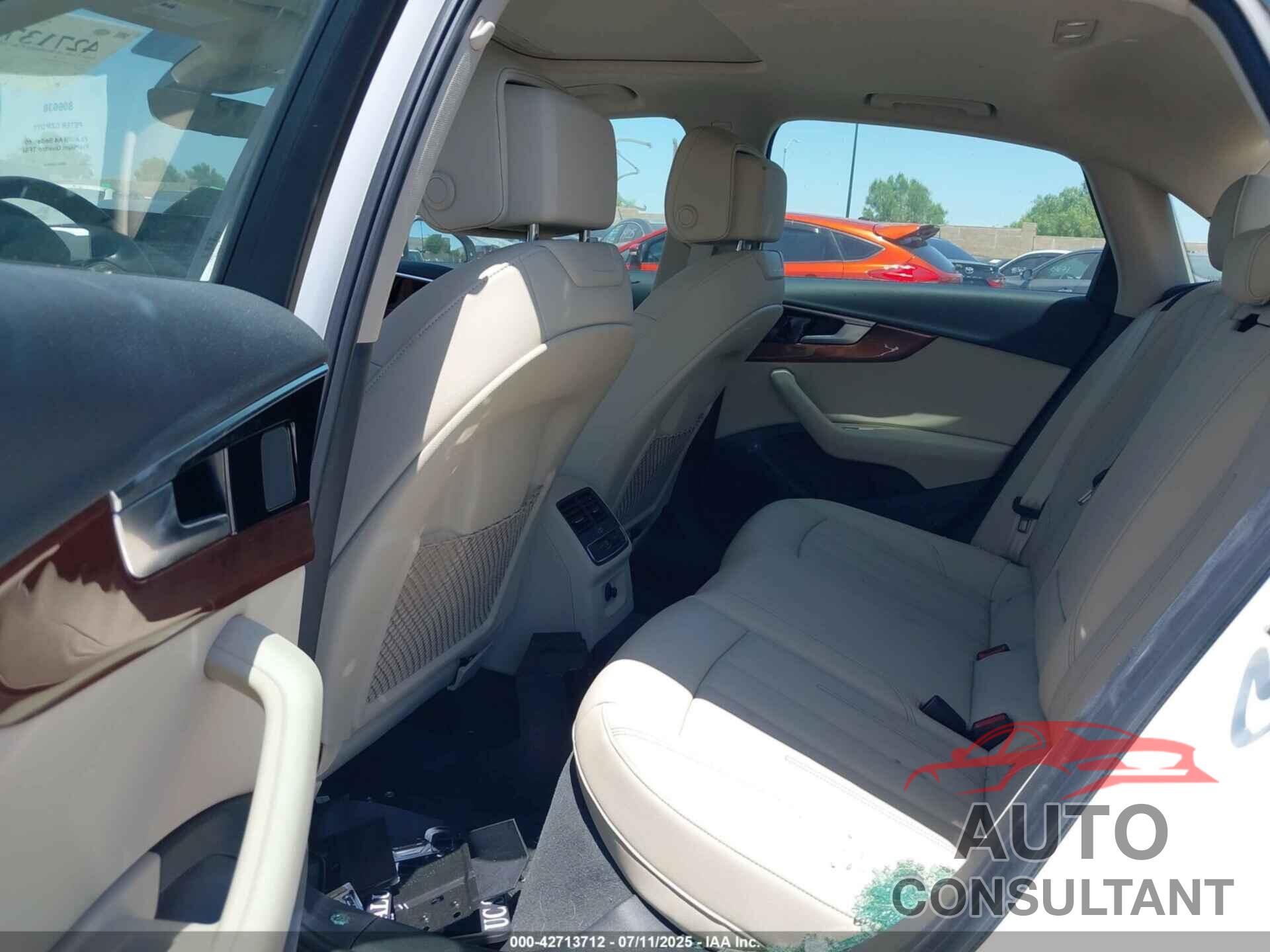 AUDI A4 2022 - WAUABAF44NN000833
