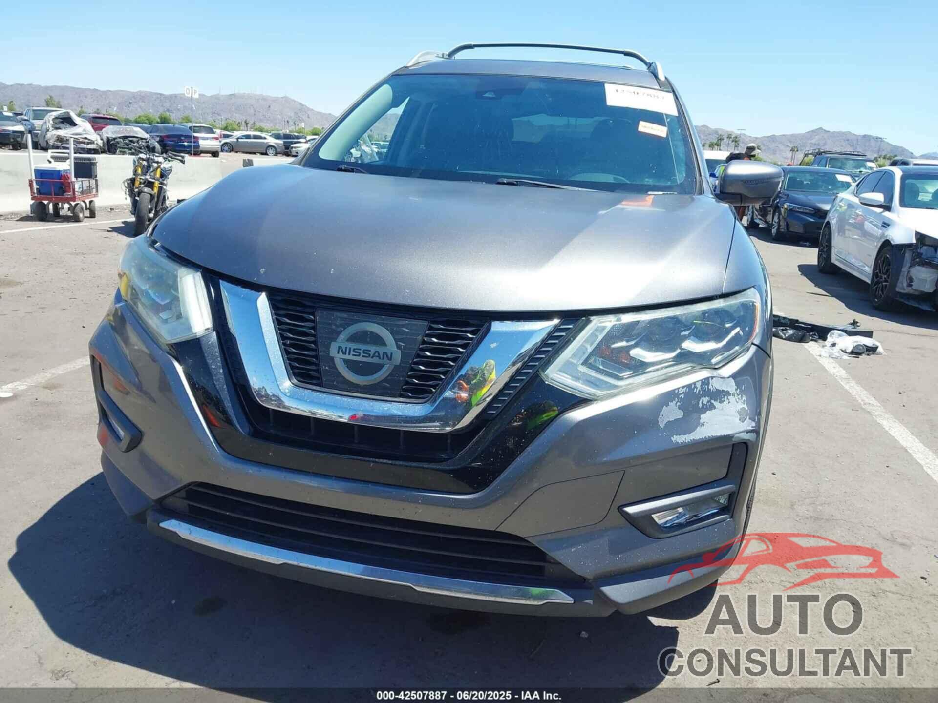 NISSAN ROGUE 2017 - 5N1AT2MT1HC866601