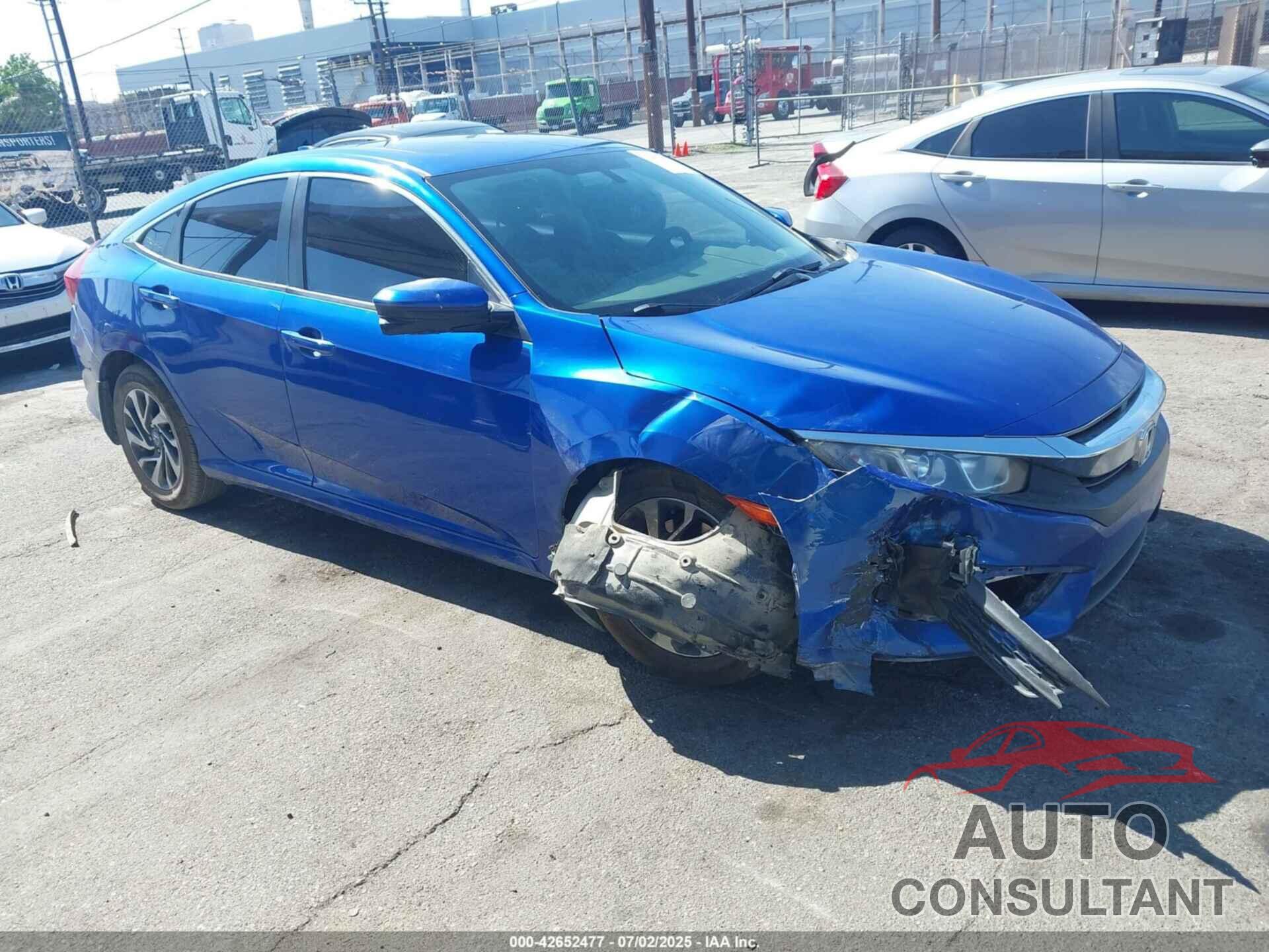 HONDA CIVIC 2018 - 2HGFC2F72JH577807