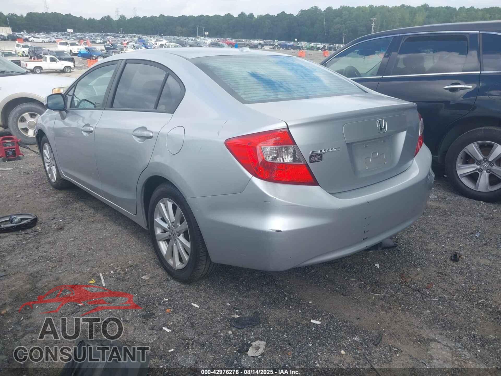HONDA CIVIC 2012 - 2HGFB2F80CH520911