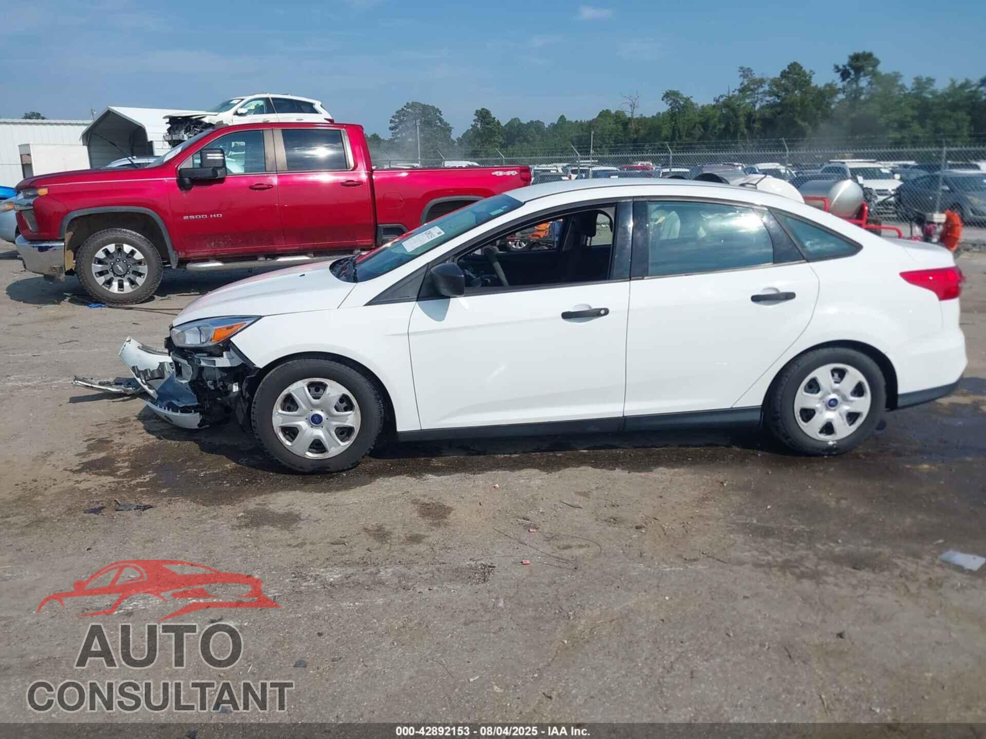 FORD FOCUS 2016 - 1FADP3E2XGL242513