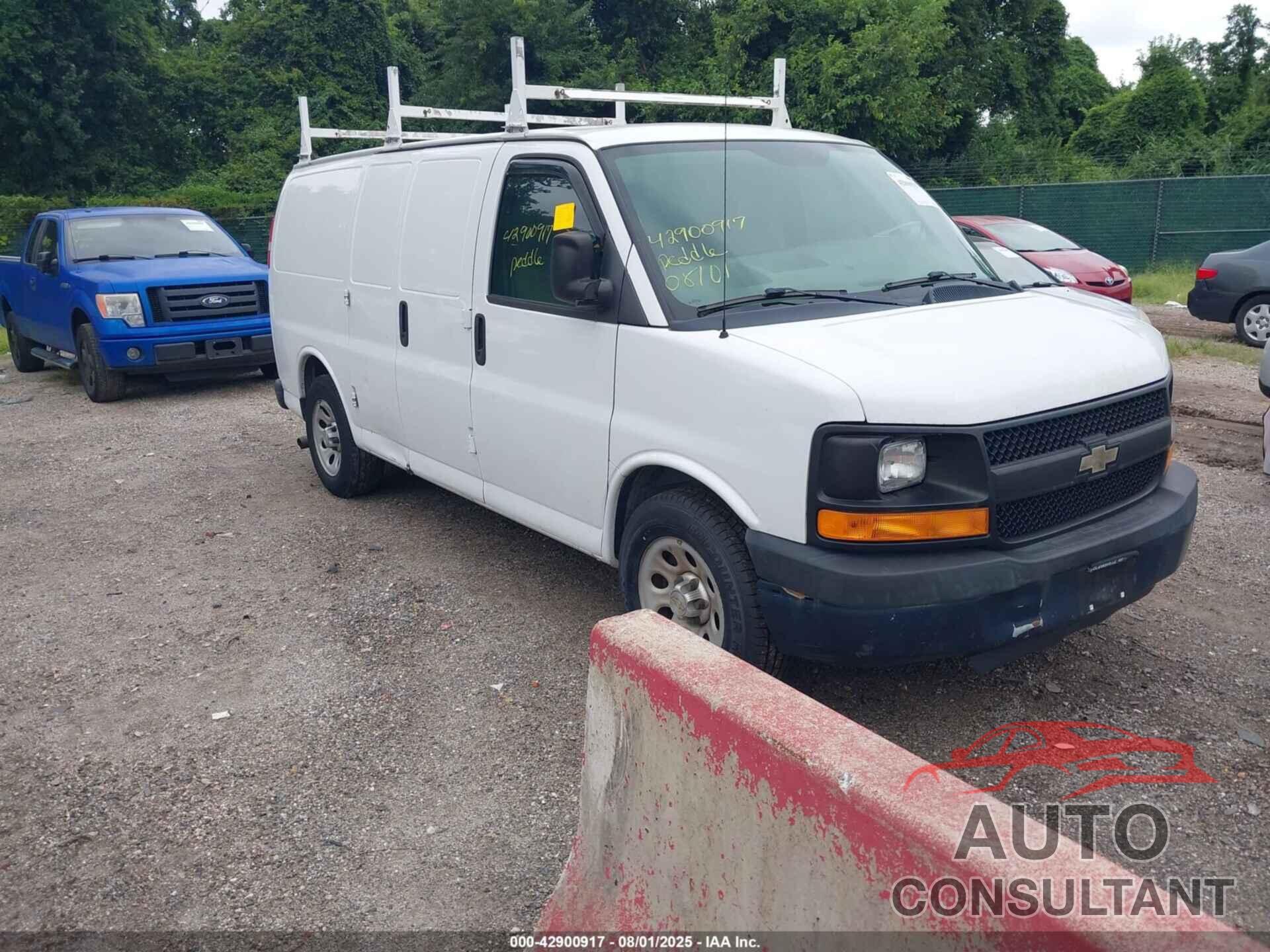 CHEVROLET EXPRESS 1500 2013 - 1GCSGAFX7D1182990