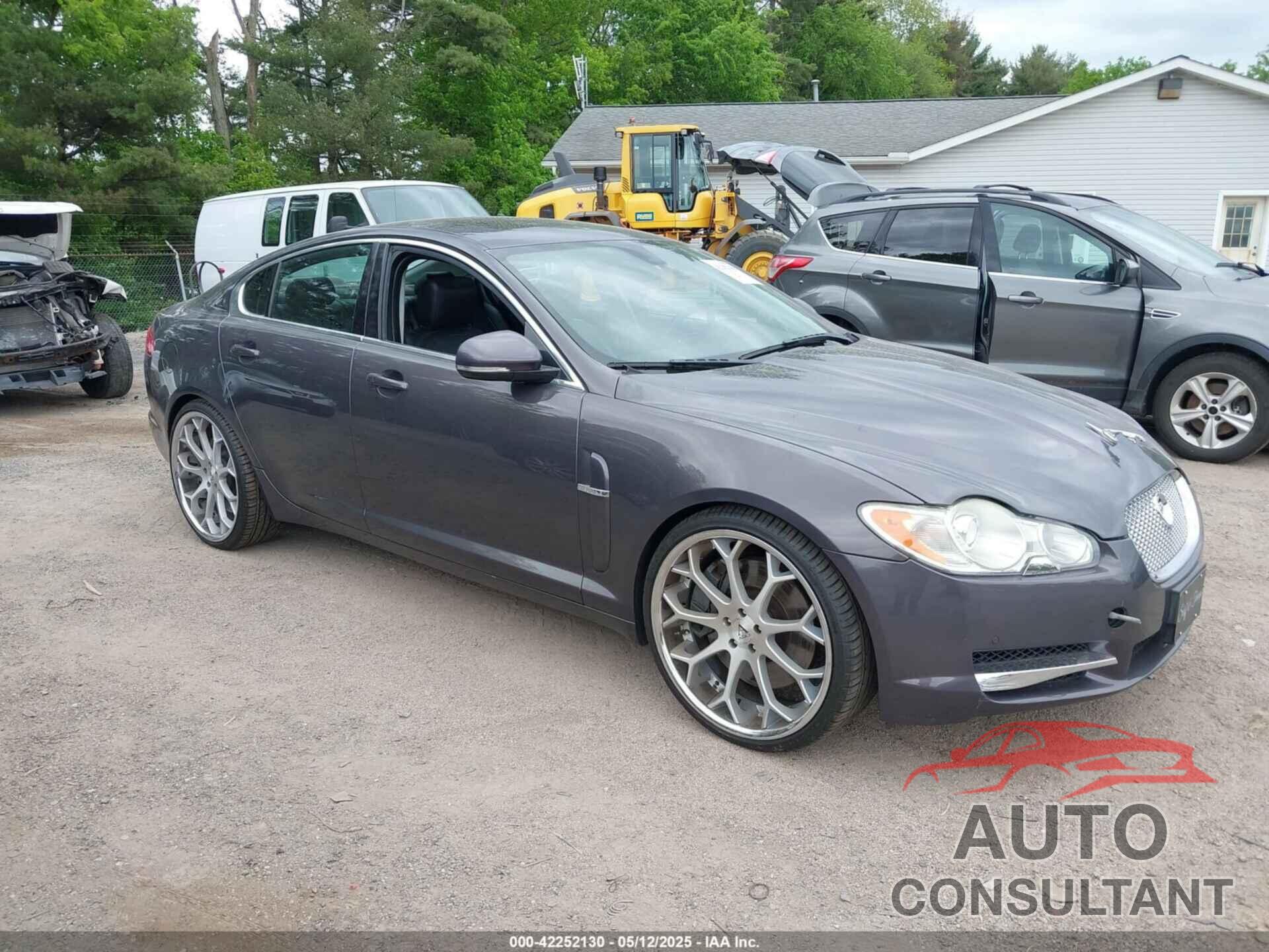 JAGUAR XF 2010 - SAJWA0HE2AMR64439