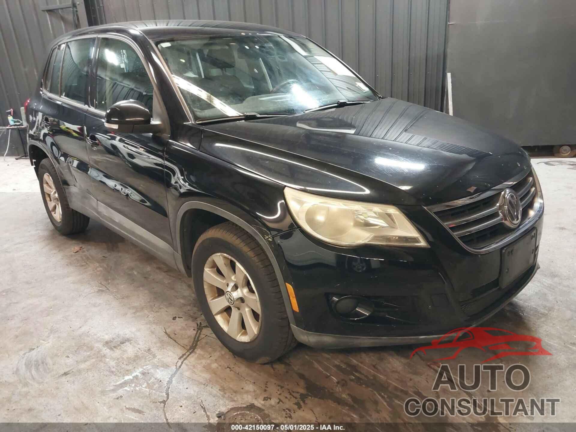 VOLKSWAGEN TIGUAN 2010 - WVGBV7AX5AW514225