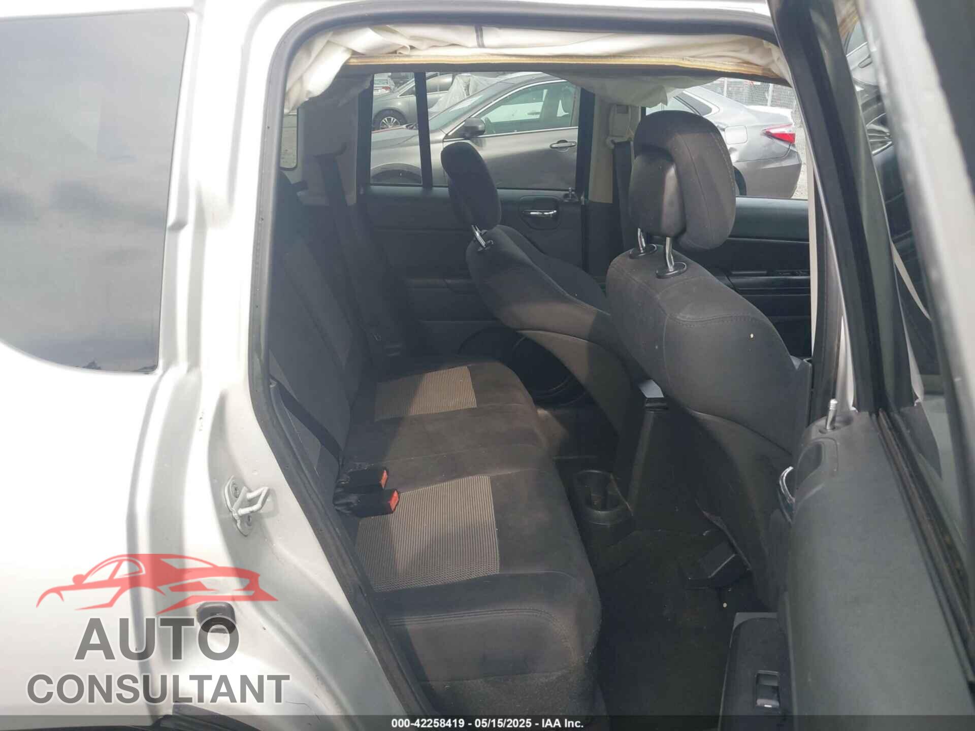JEEP COMPASS 2011 - 1J4NT1FA5BD155569