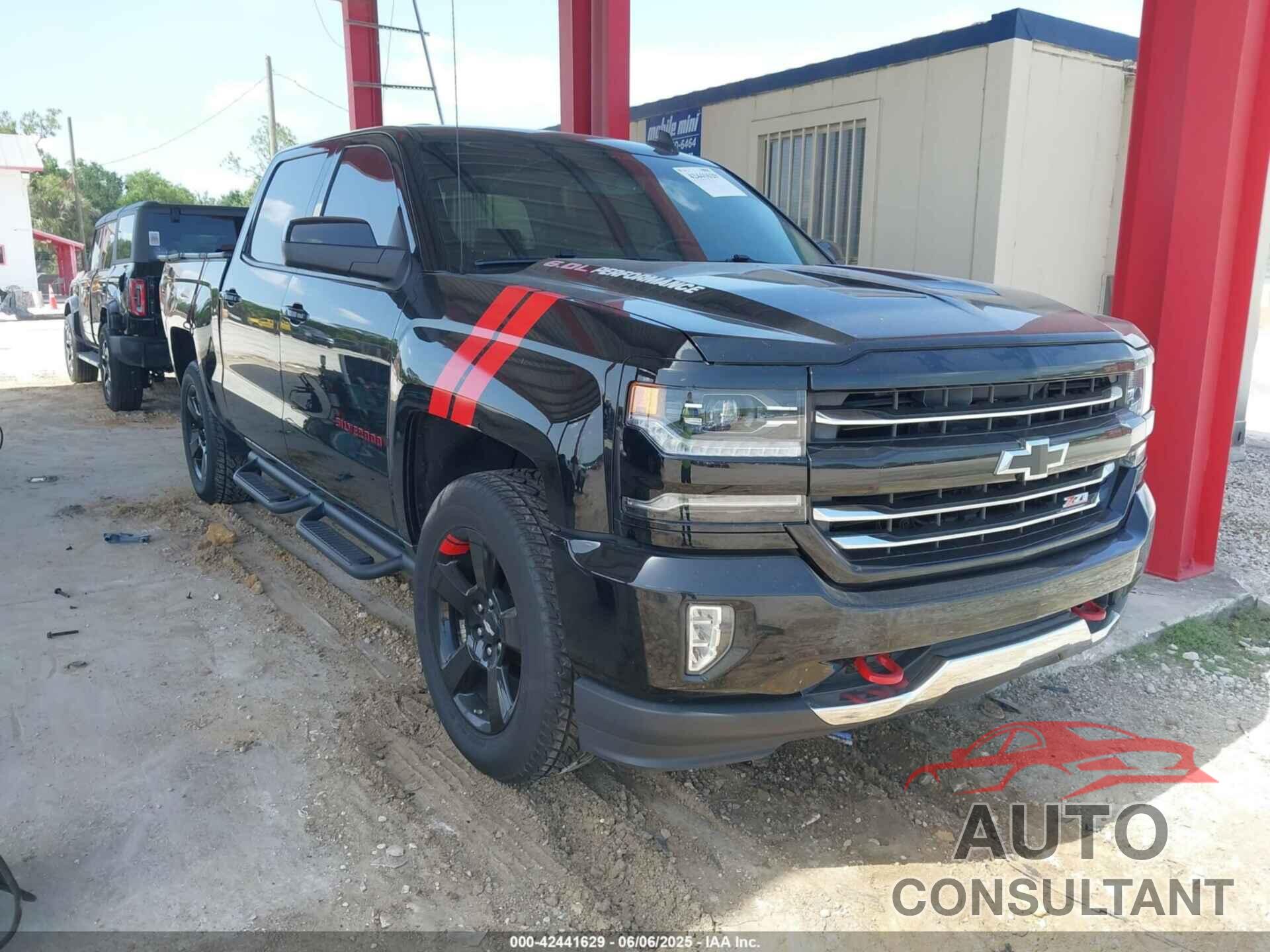 CHEVROLET SILVERADO 1500 2018 - 3GCUKSEC9JG428107