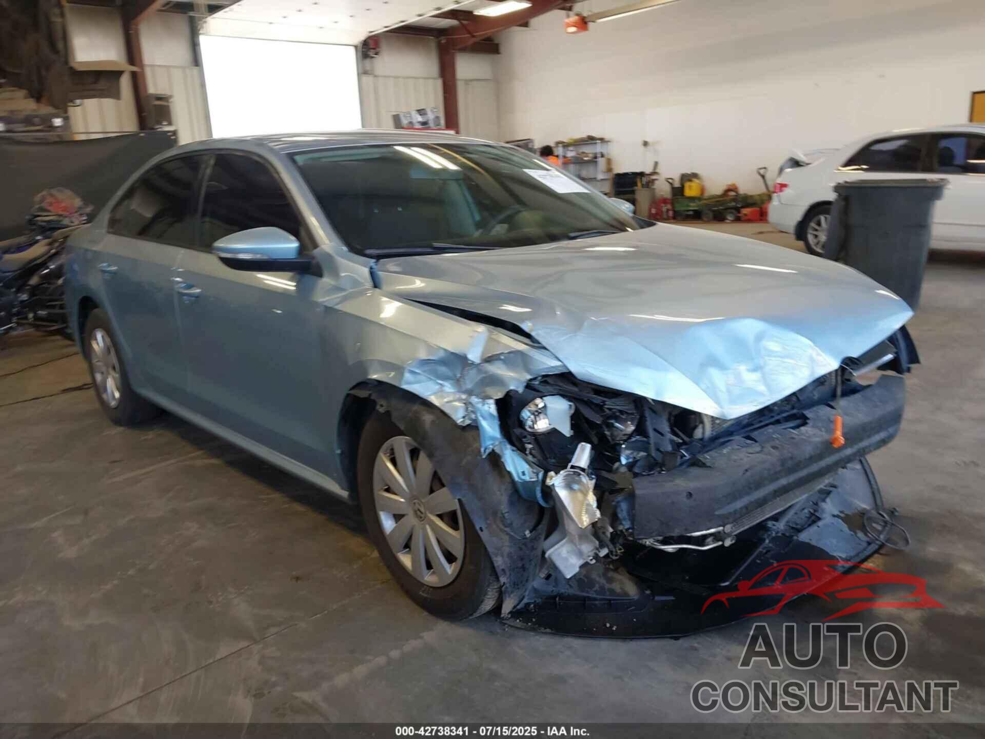 VOLKSWAGEN PASSAT 2012 - 1VWAP7A37CC091253