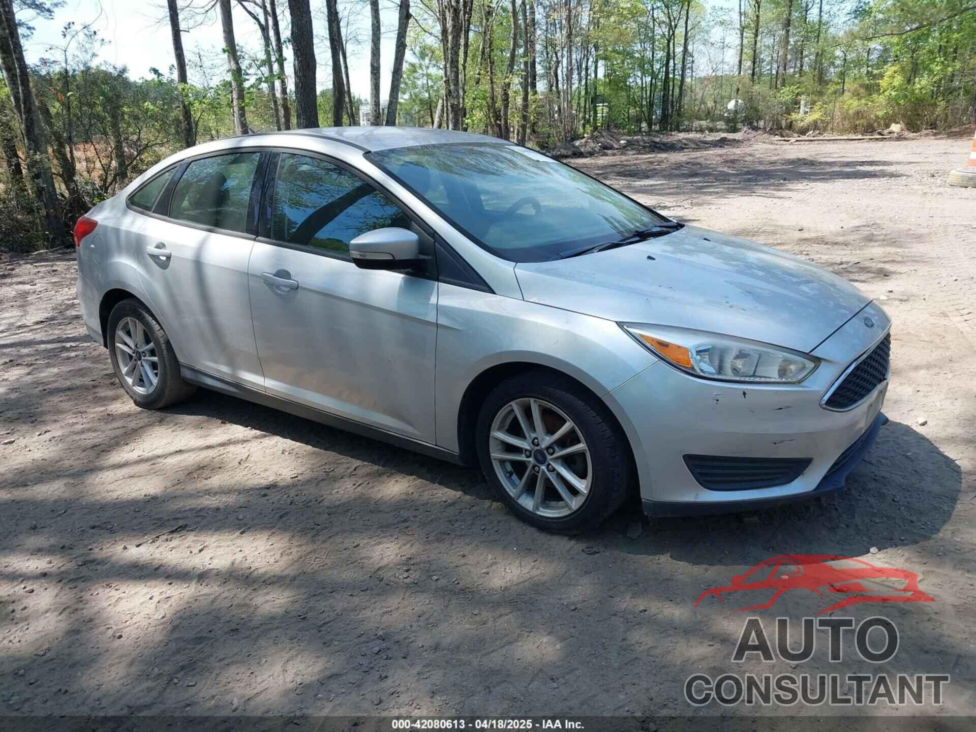 FORD FOCUS 2017 - 1FADP3F29HL223970