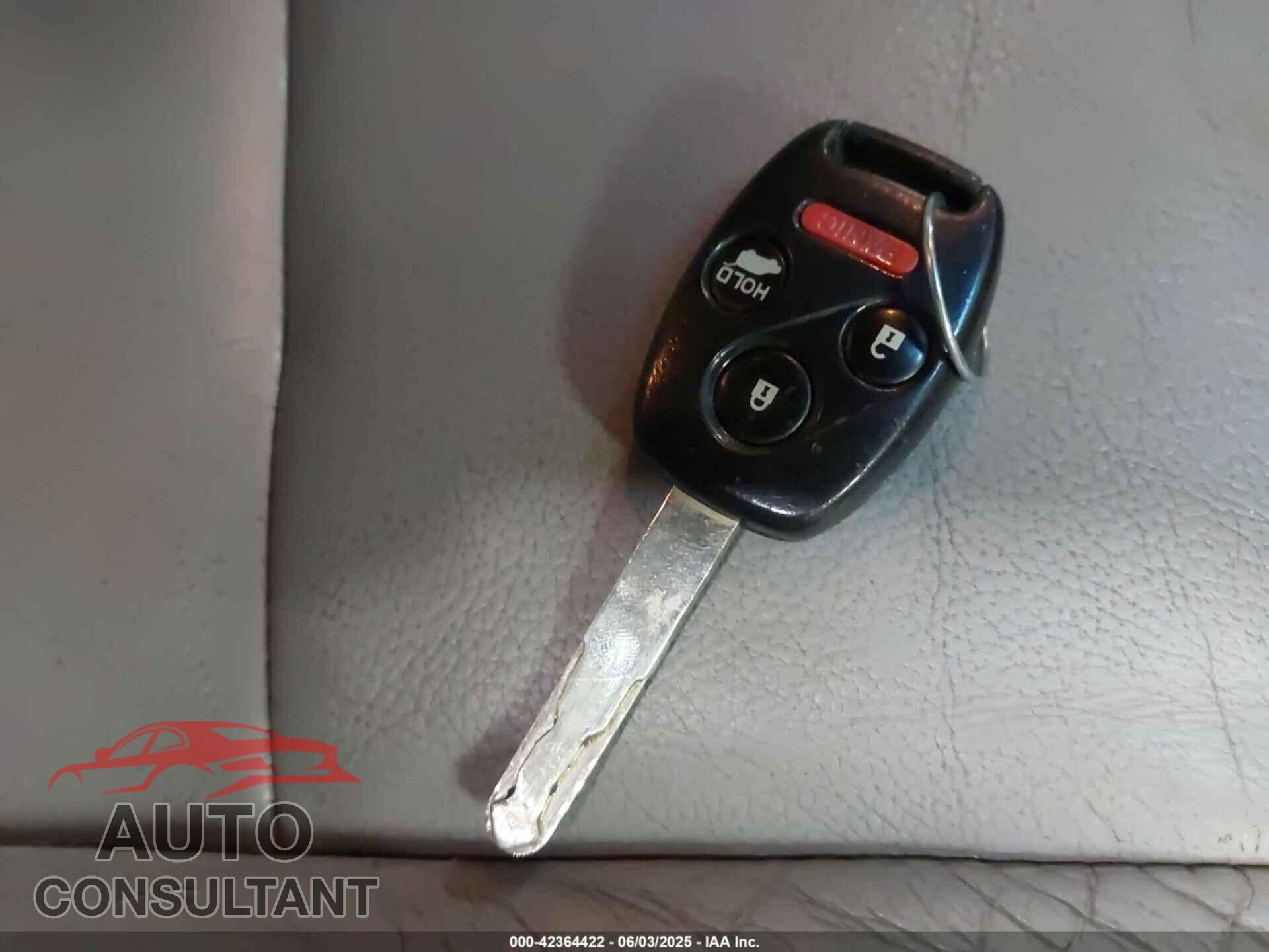 HONDA PILOT 2015 - 5FNYF4H5XFB077395