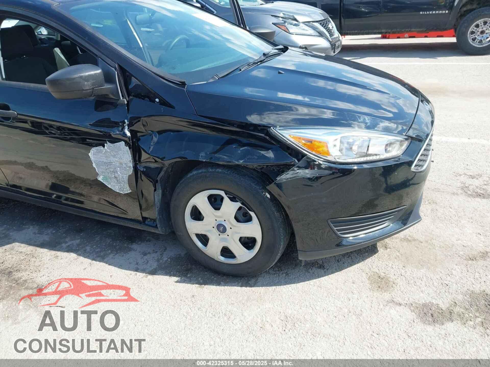 FORD FOCUS 2017 - 1FADP3E20HL347790