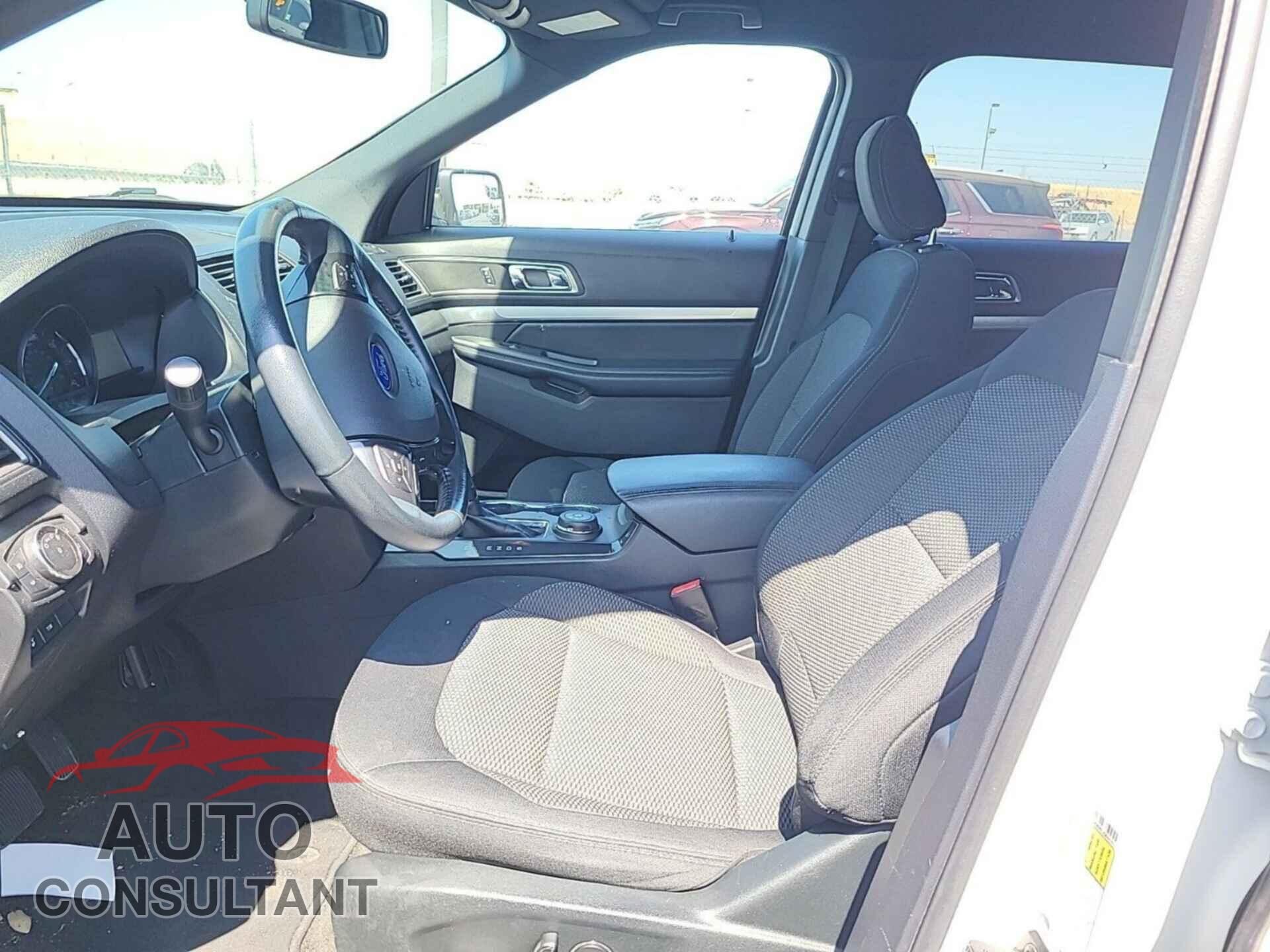 FORD EXPLORER 2018 - 1FM5K8DH5JGB44761