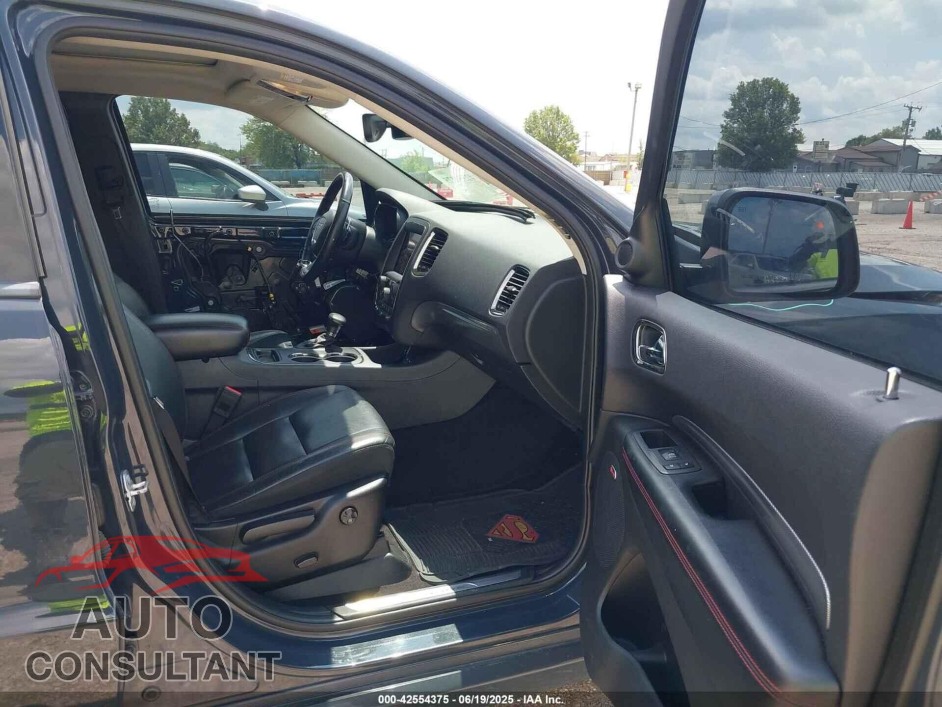 DODGE DURANGO 2018 - 1C4RDJDG3JC102174