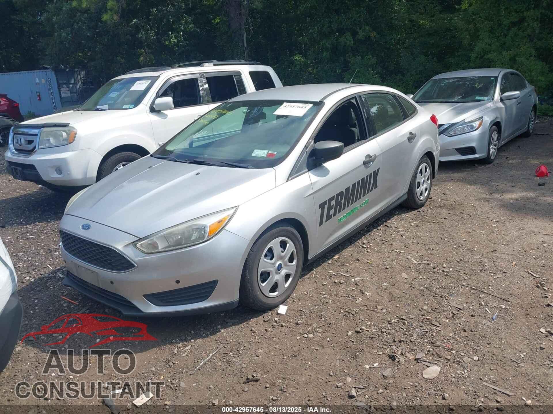 FORD FOCUS 2016 - 1FADP3E20GL352969
