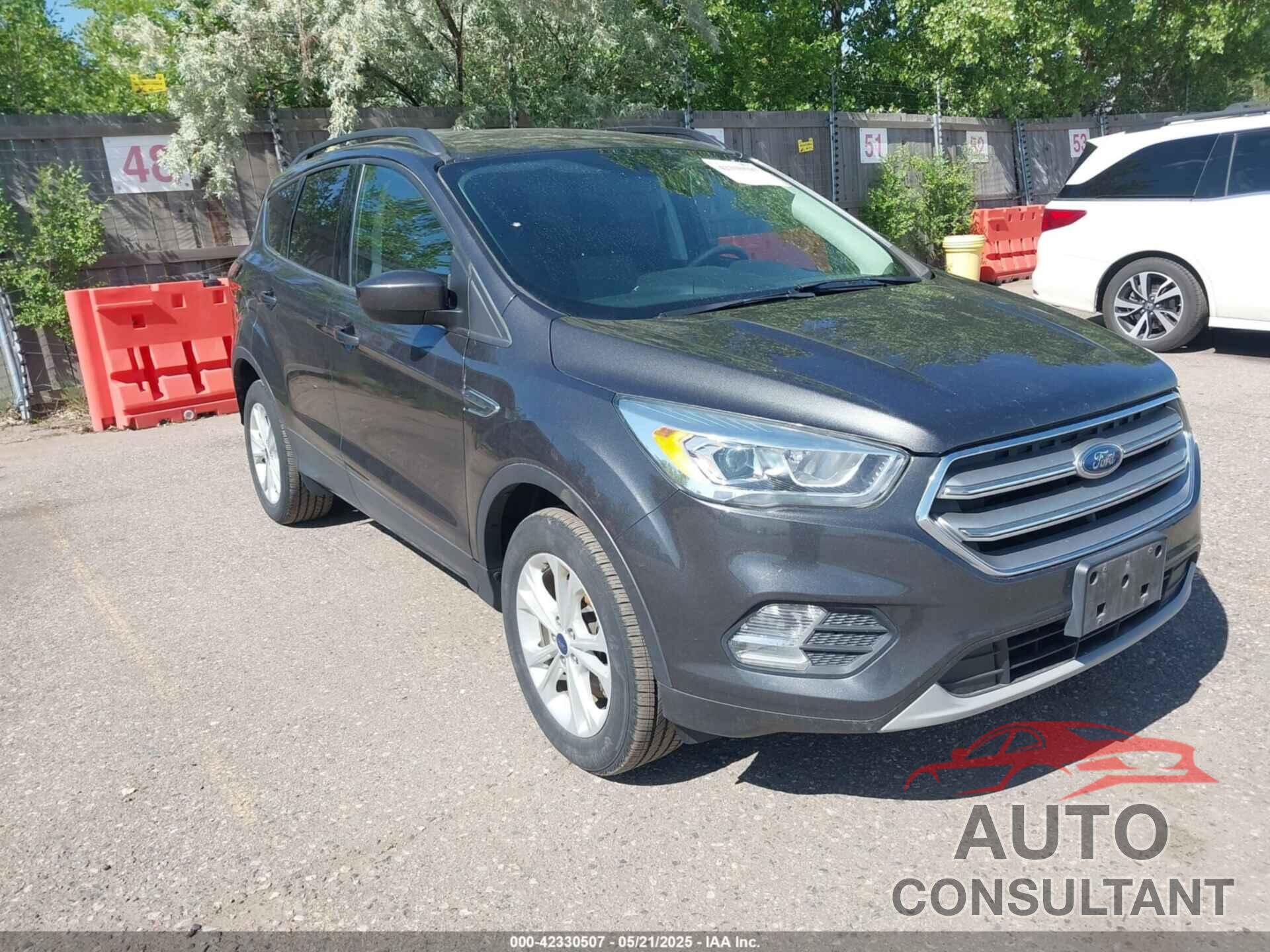 FORD ESCAPE 2017 - 1FMCU9GD3HUD84919