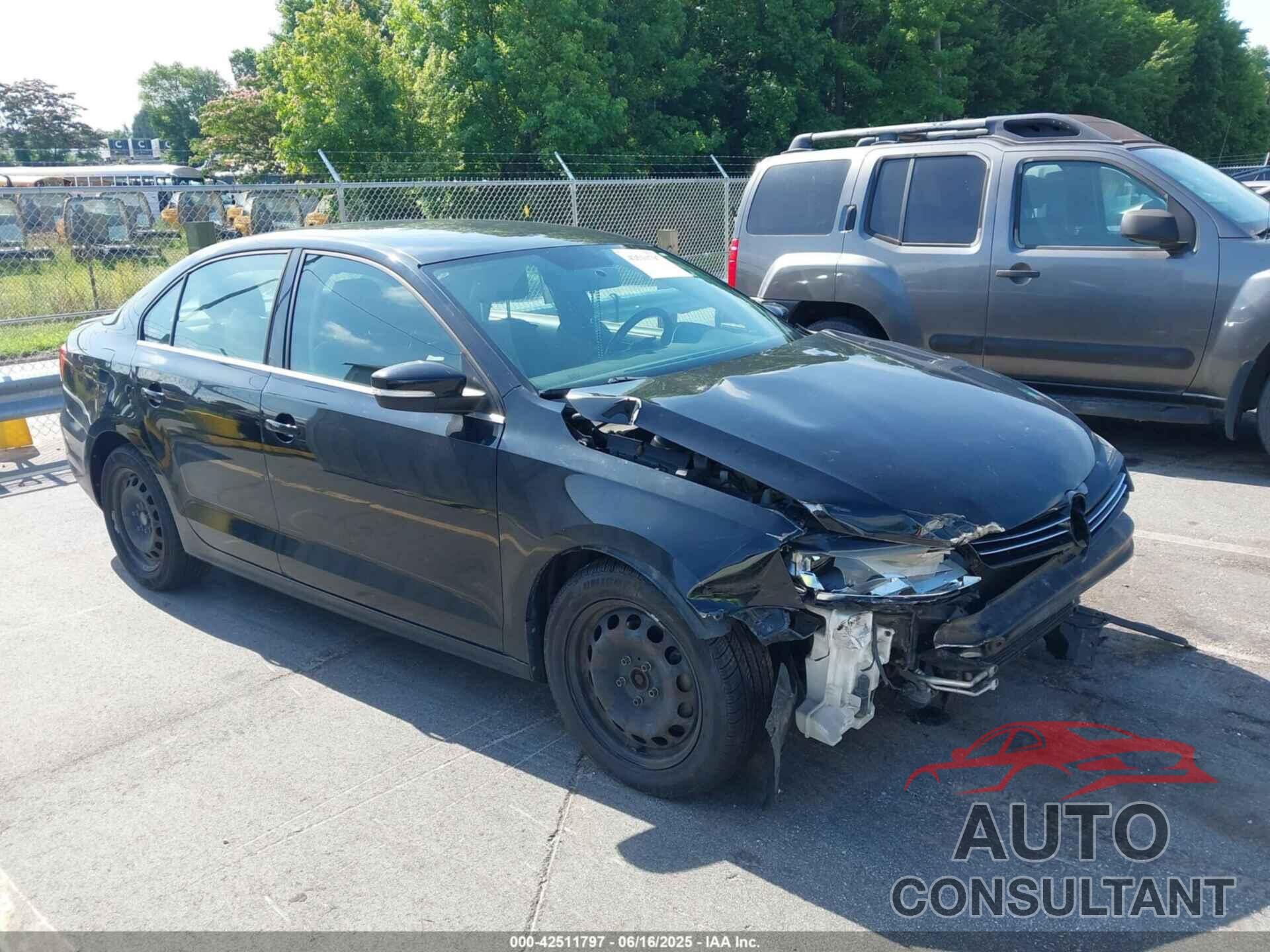VOLKSWAGEN JETTA 2013 - 3VWDP7AJ8DM420277