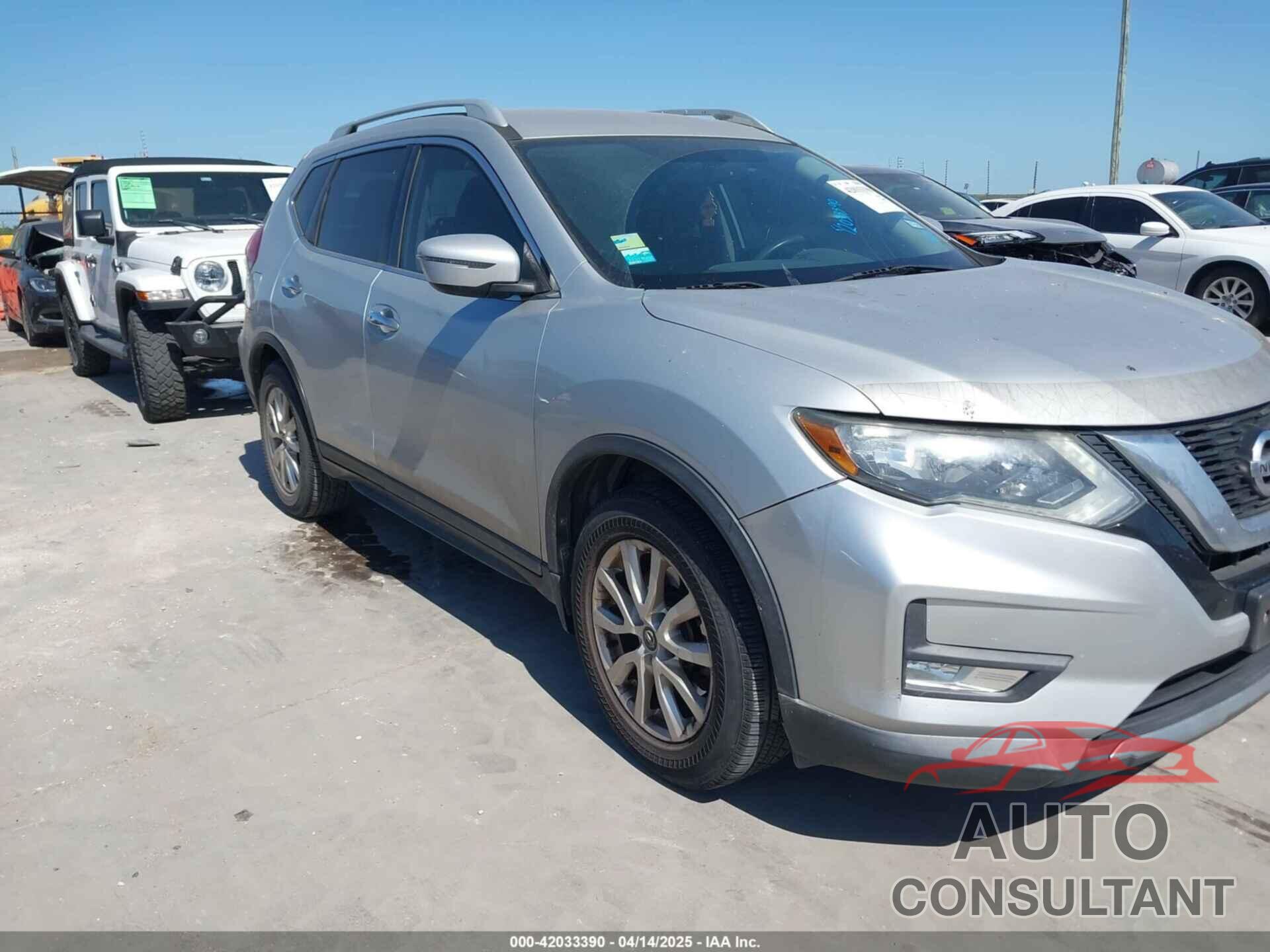 NISSAN ROGUE 2017 - 5N1AT2MN5HC730098