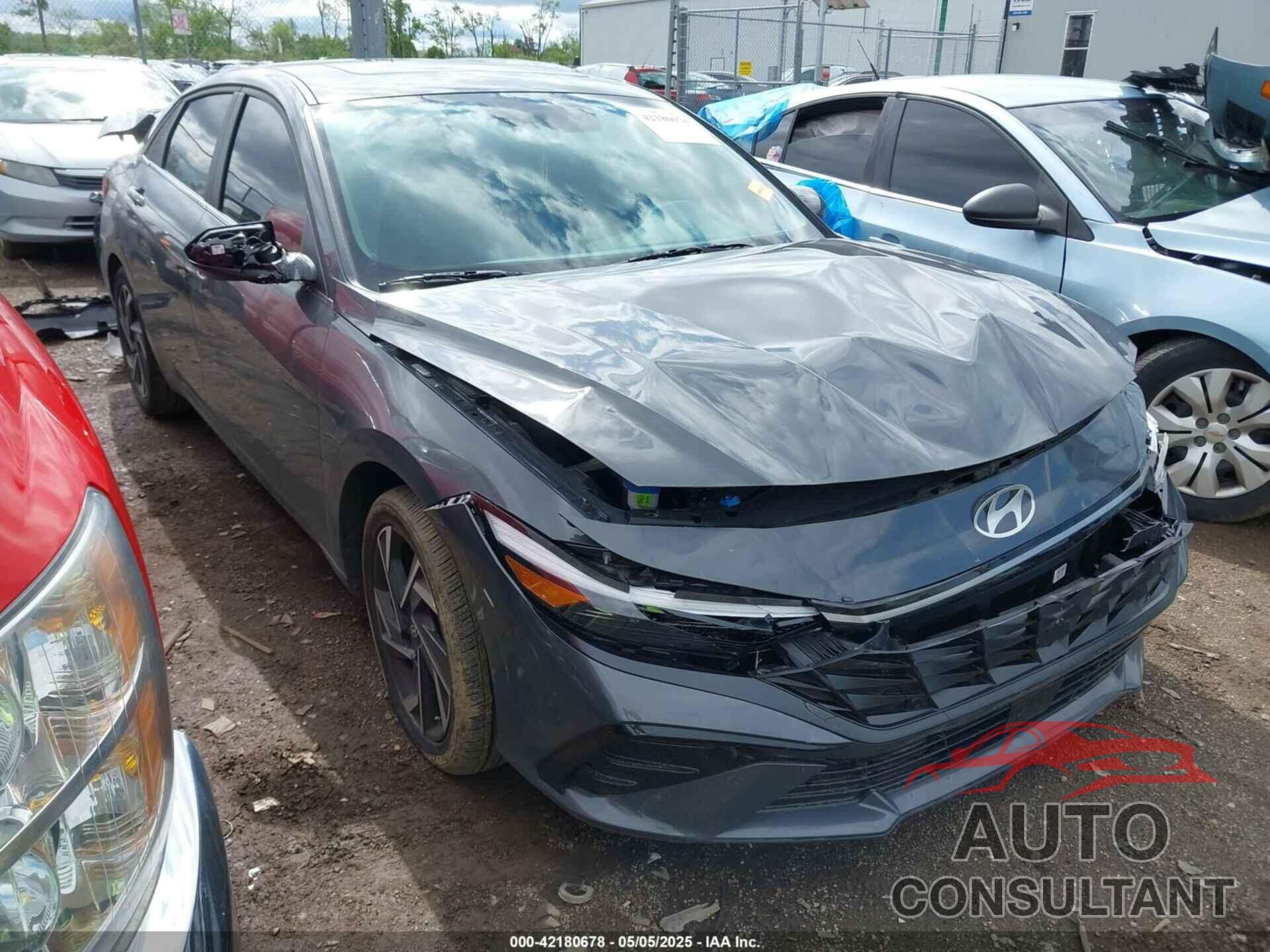 HYUNDAI ELANTRA 2024 - KMHLS4DG4RU764439