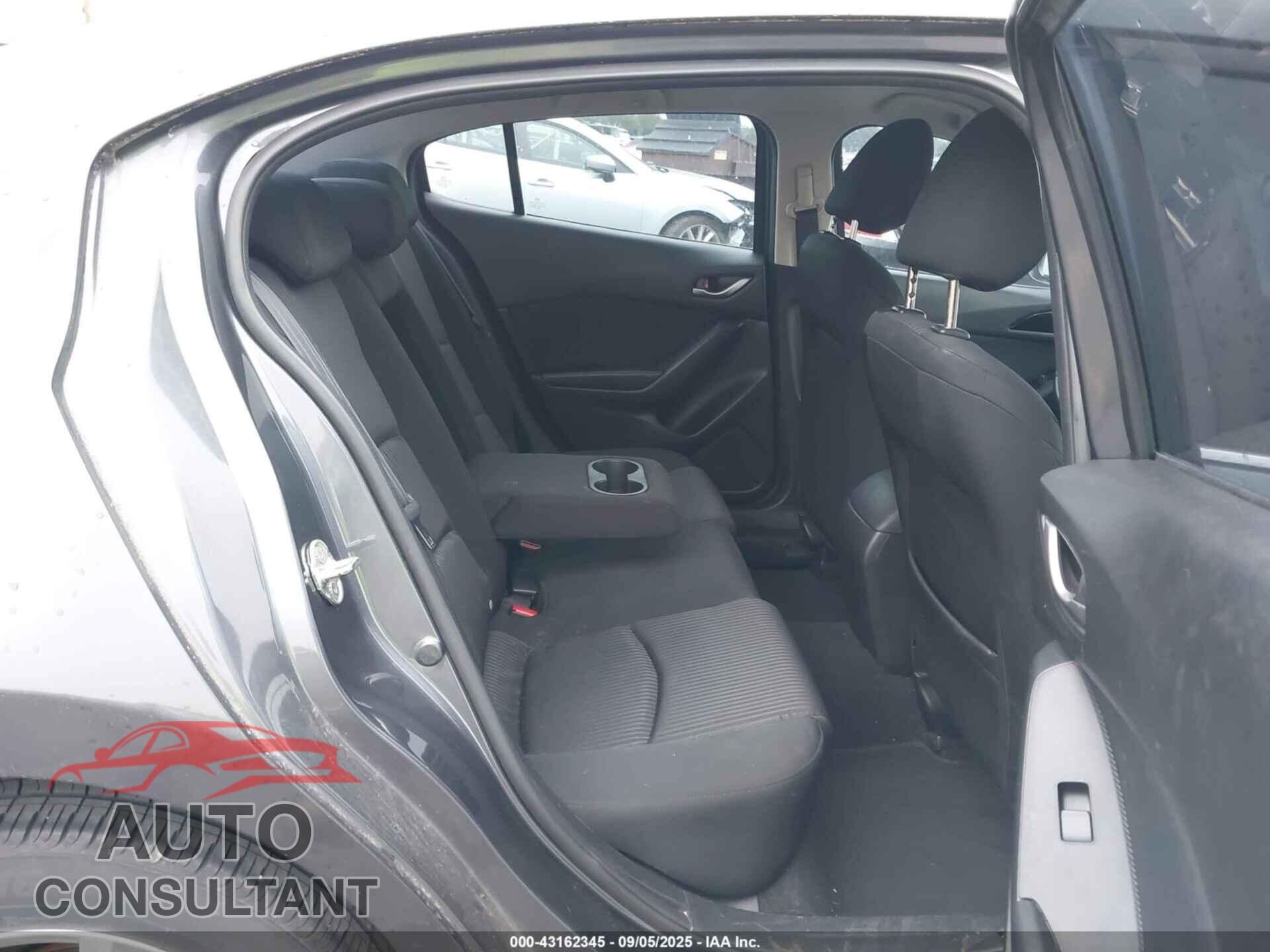 MAZDA MAZDA3 2014 - JM1BM1V73E1168290