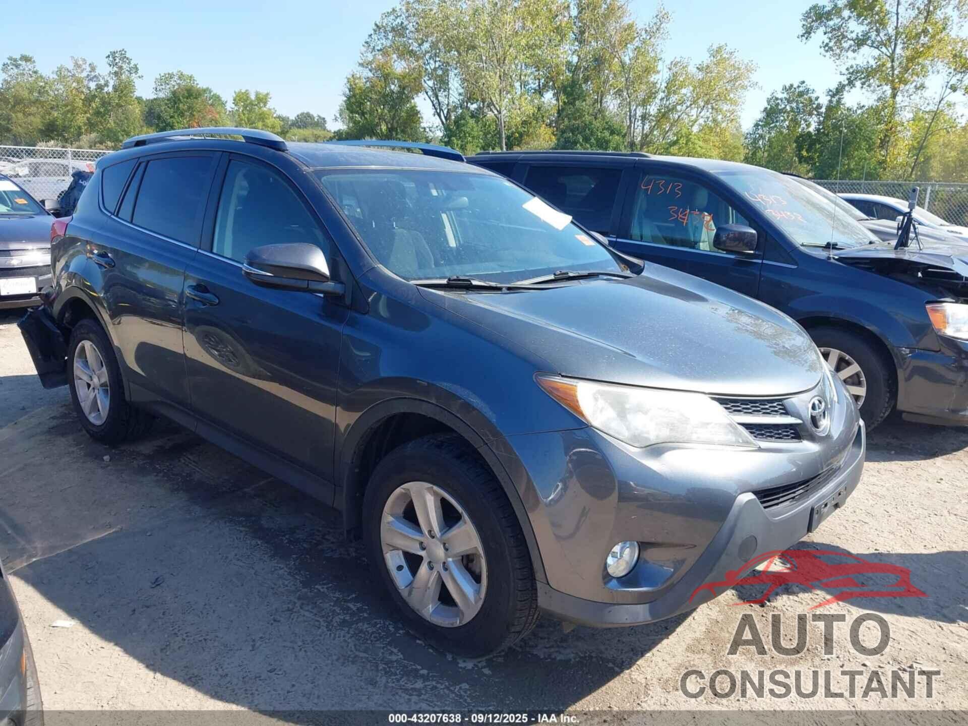 TOYOTA RAV4 2013 - JTMRFREV8DD043417