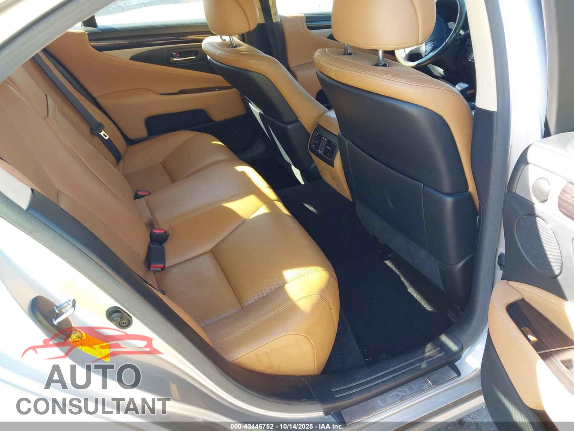 LEXUS LS 460 2014 - JTHCL5EF9E5022814
