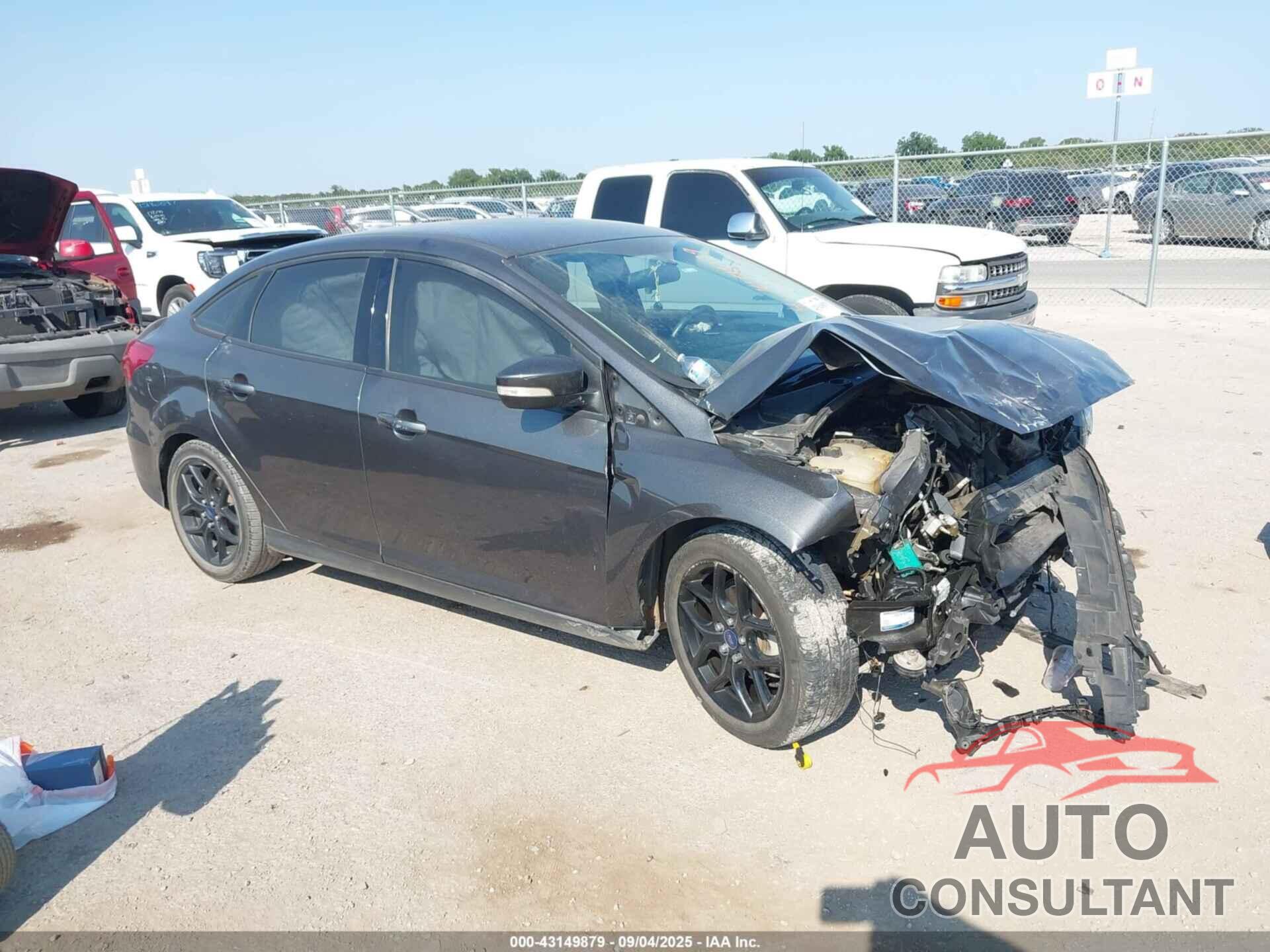FORD FOCUS 2016 - 1FADP3F26GL267536