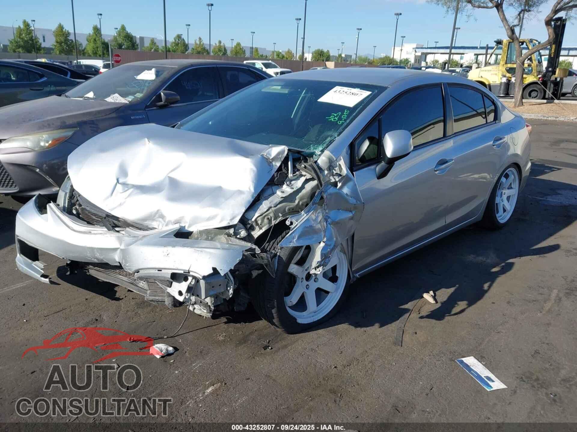 HONDA CIVIC 2013 - 19XFB2F52DE241123