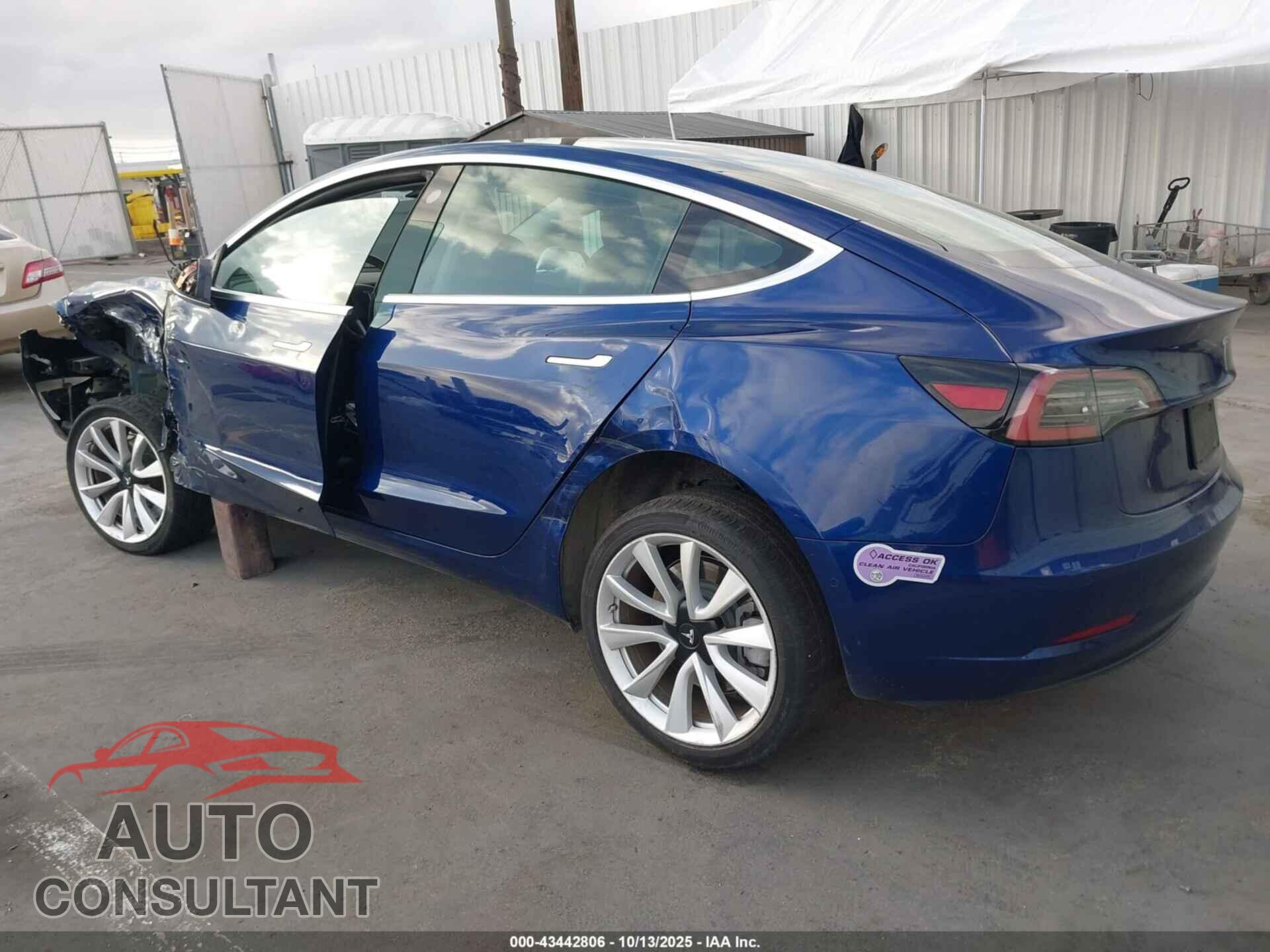 TESLA MODEL 3 2019 - 5YJ3E1EA7KF417450