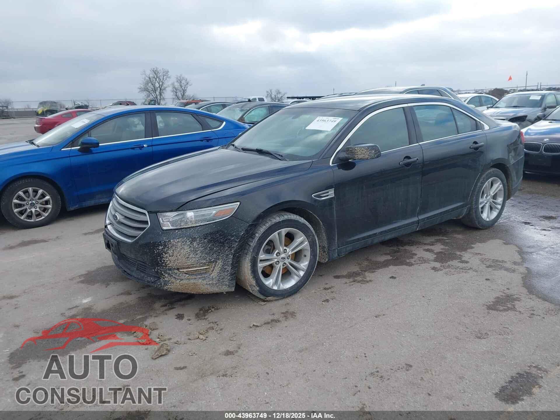 FORD TAURUS 2013 - 1FAHP2E86DG208282