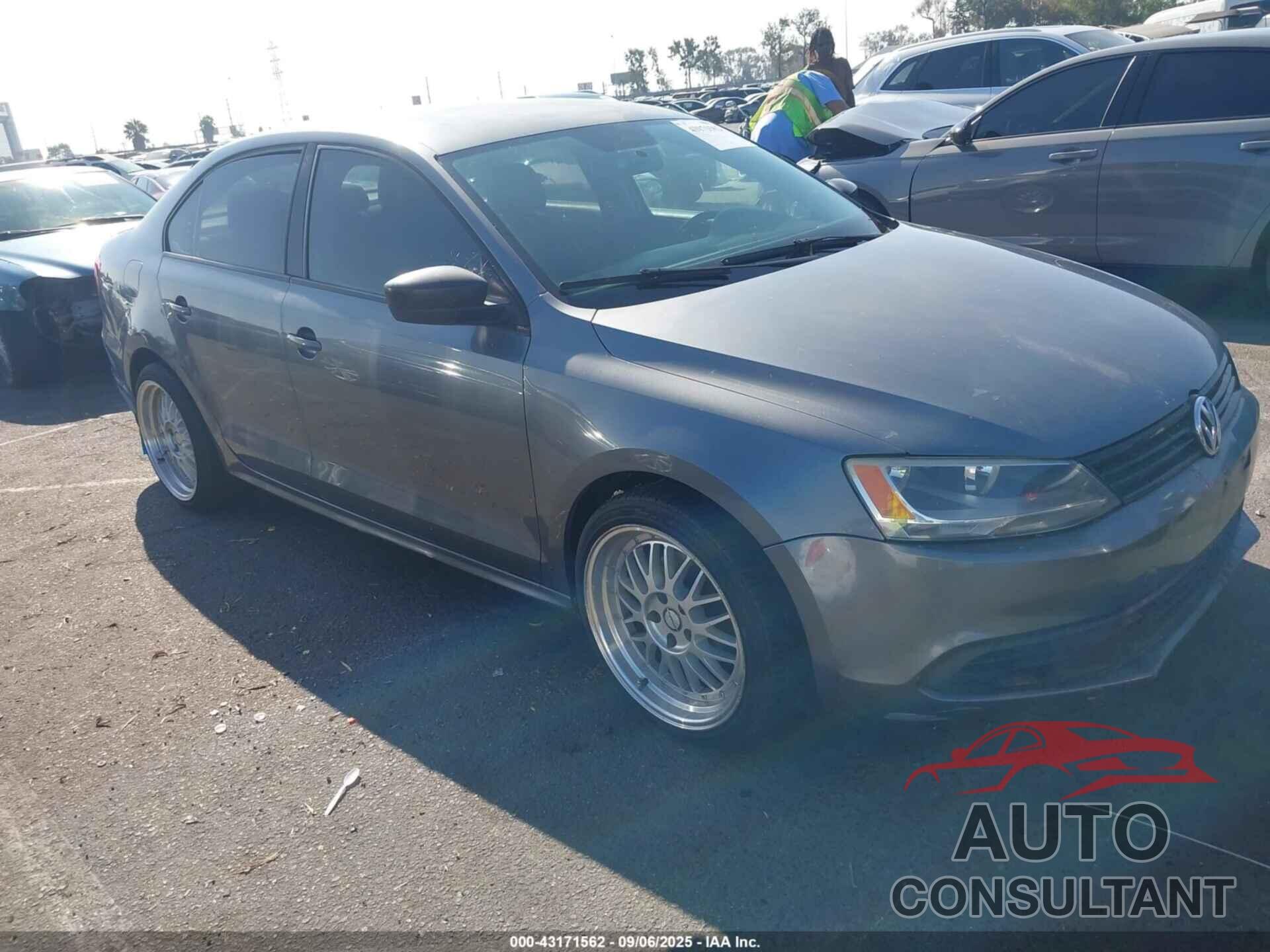 VOLKSWAGEN JETTA 2011 - 3VW2K7AJ3BM011283