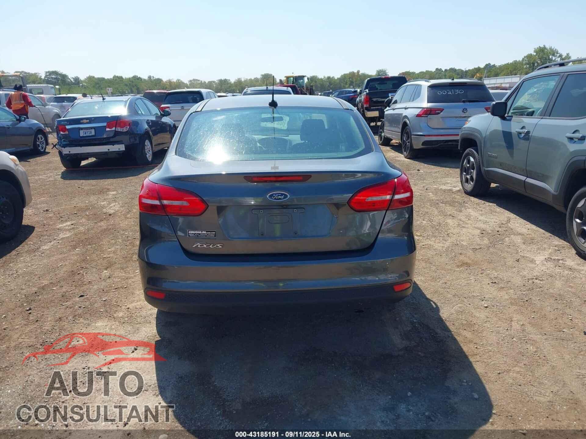 FORD FOCUS 2017 - 1FADP3E20HL263002