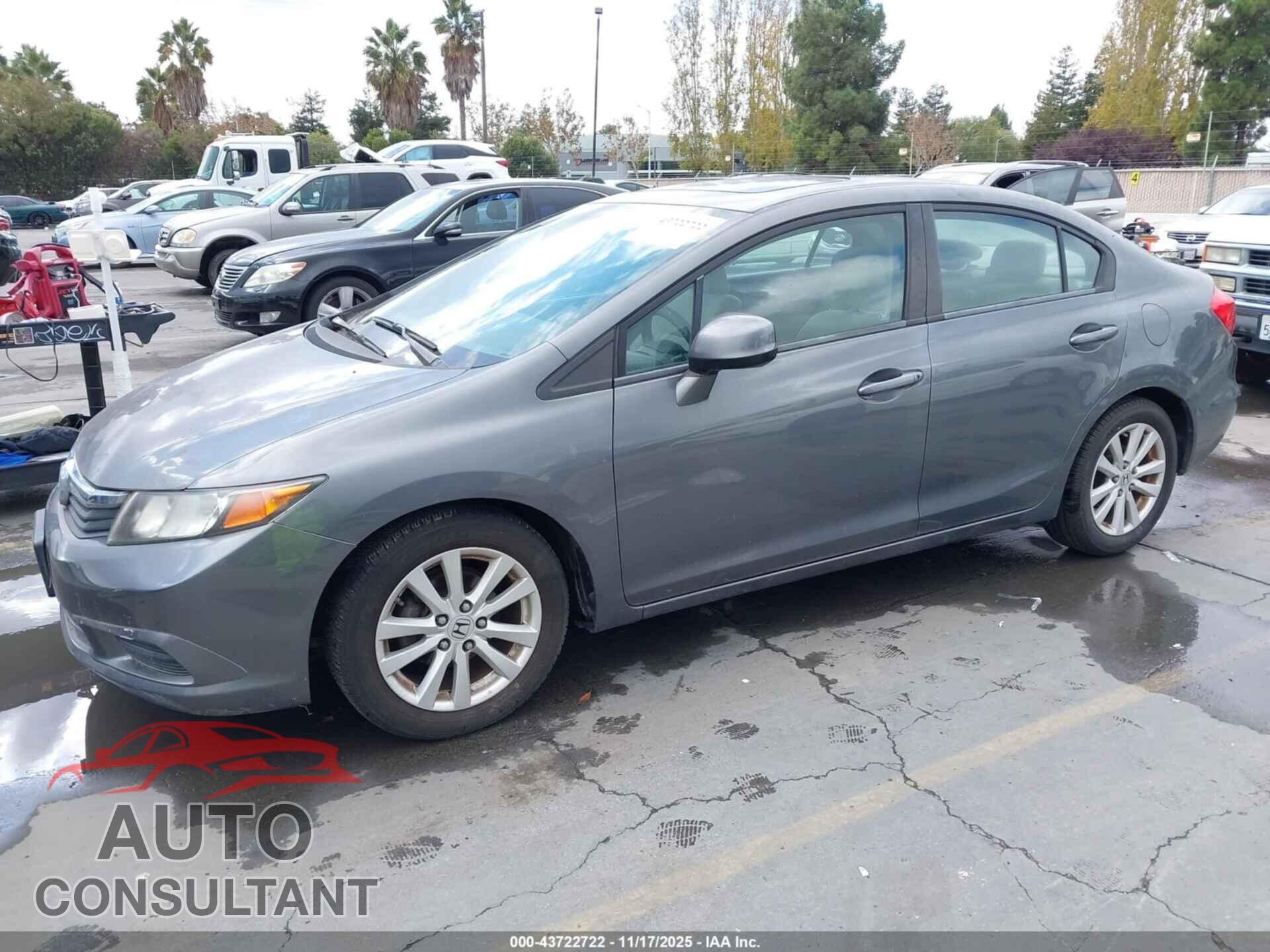 HONDA CIVIC 2012 - 19XFB2F89CE345133