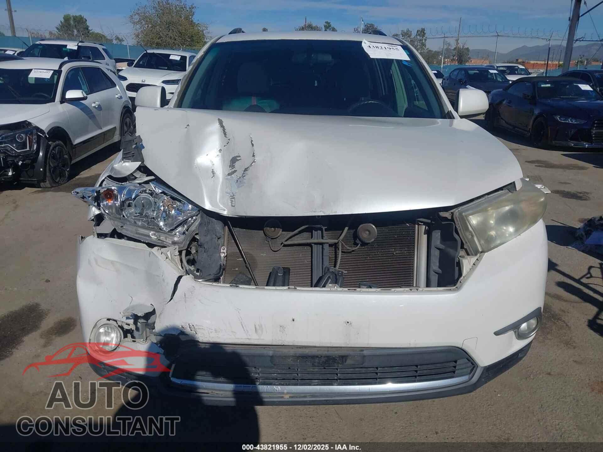 TOYOTA HIGHLANDER 2013 - 5TDZA3EH8DS039894