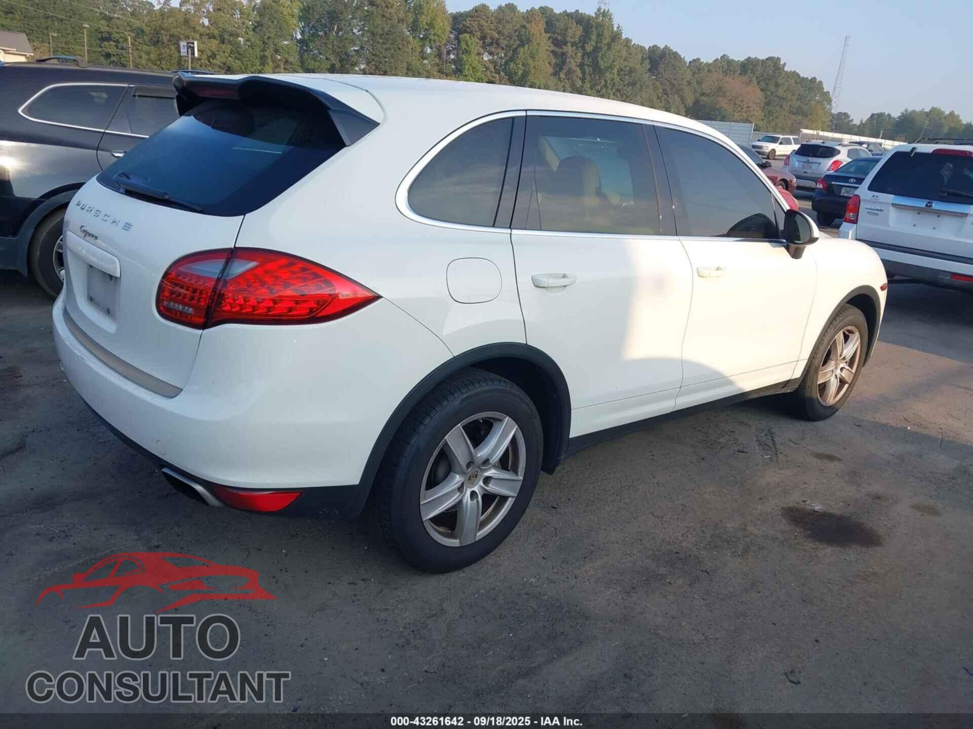 PORSCHE CAYENNE 2012 - WP1AA2A29CLA02859