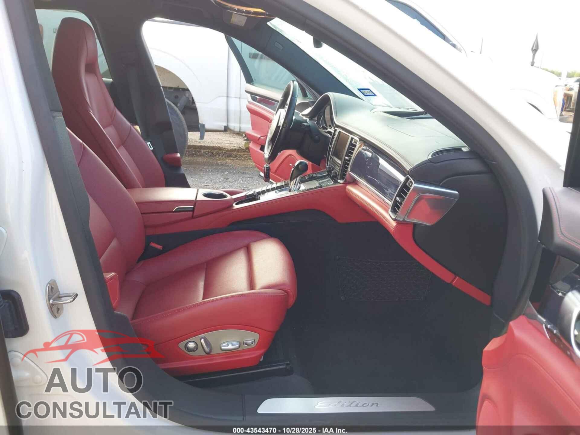 PORSCHE PANAMERA 2016 - WP0AA2A70GL007824