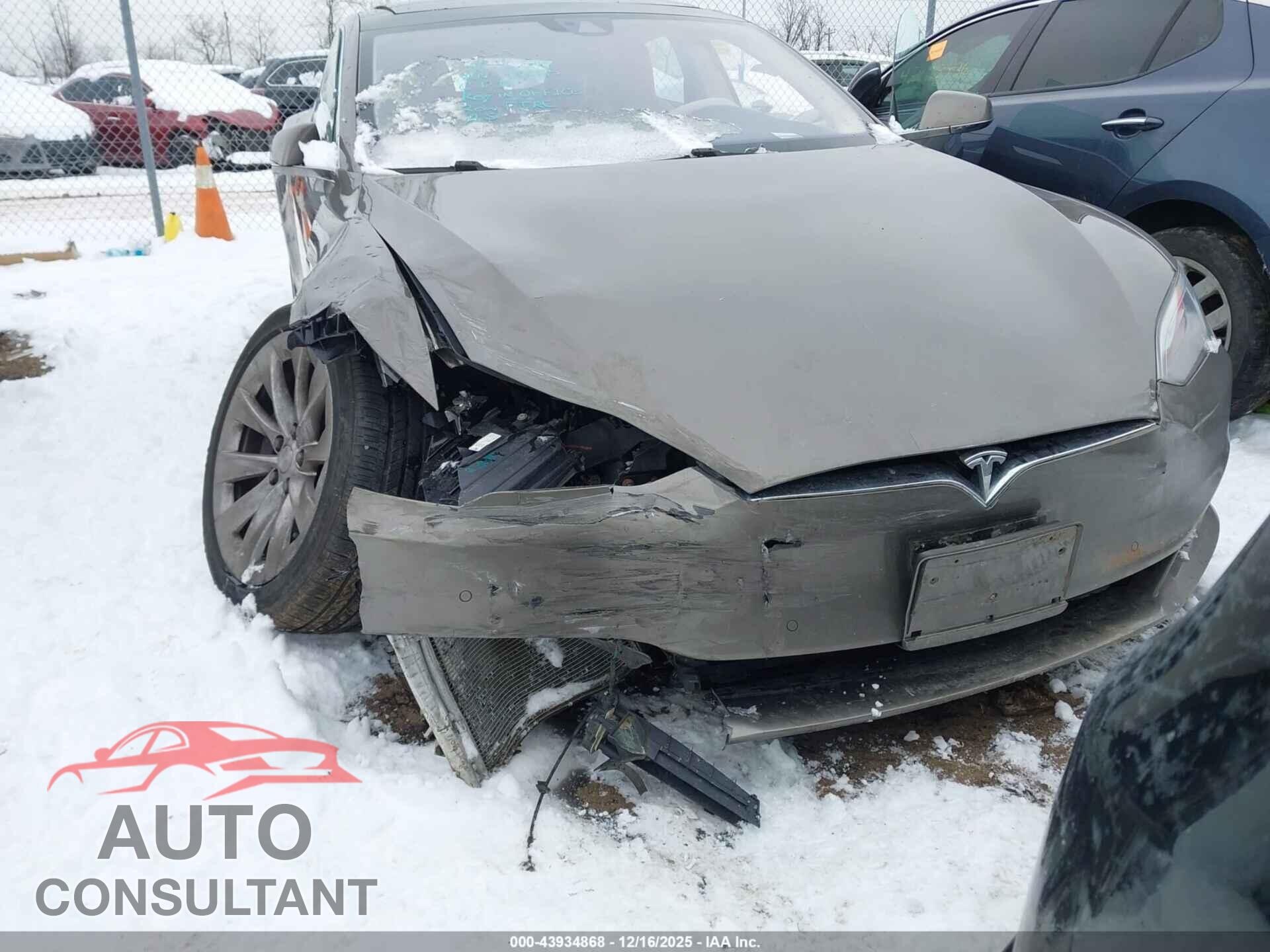 TESLA MODEL S 2016 - 5YJSA1E27GF143285