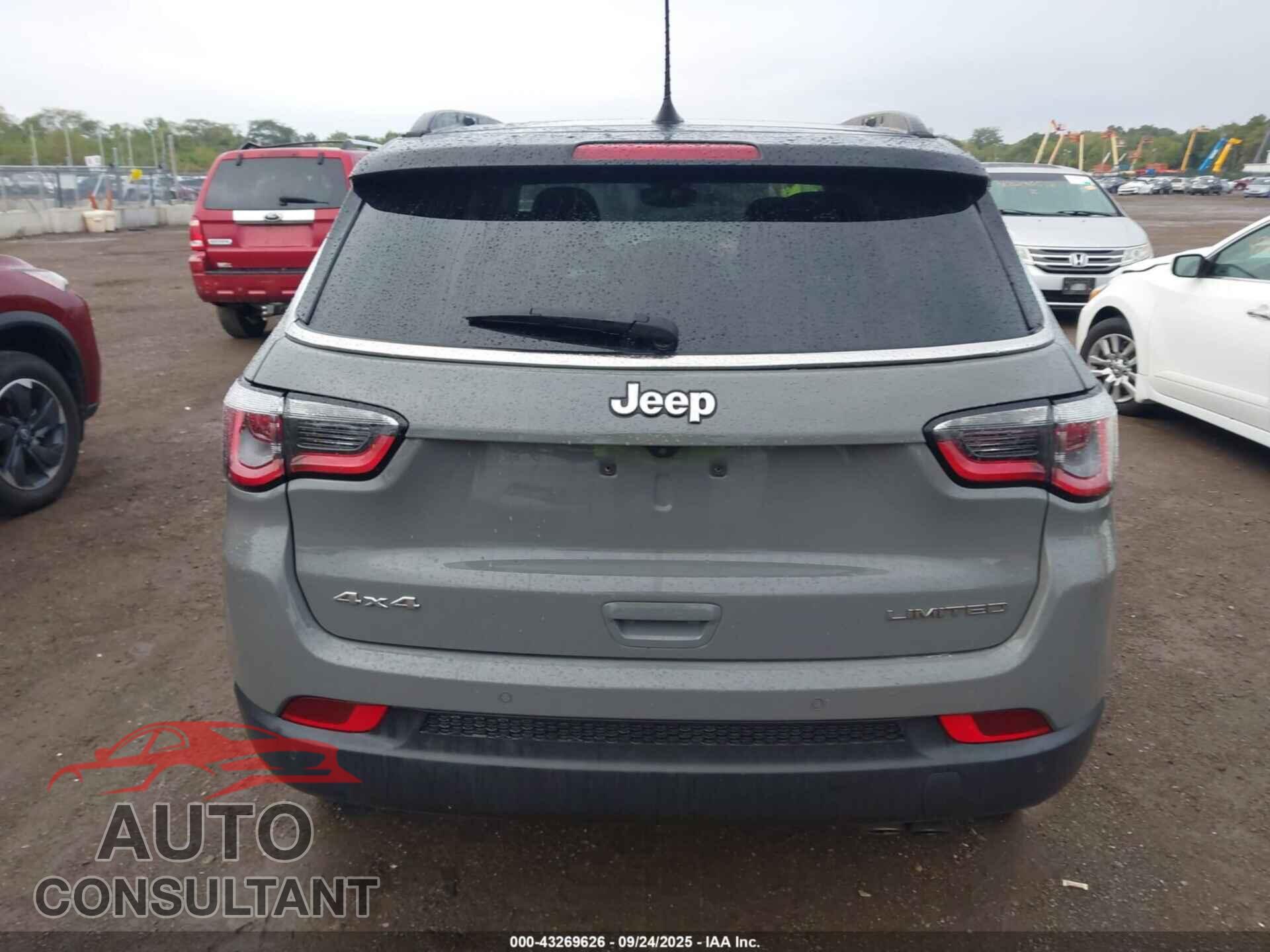 JEEP COMPASS 2021 - 3C4NJDCB1MT551084